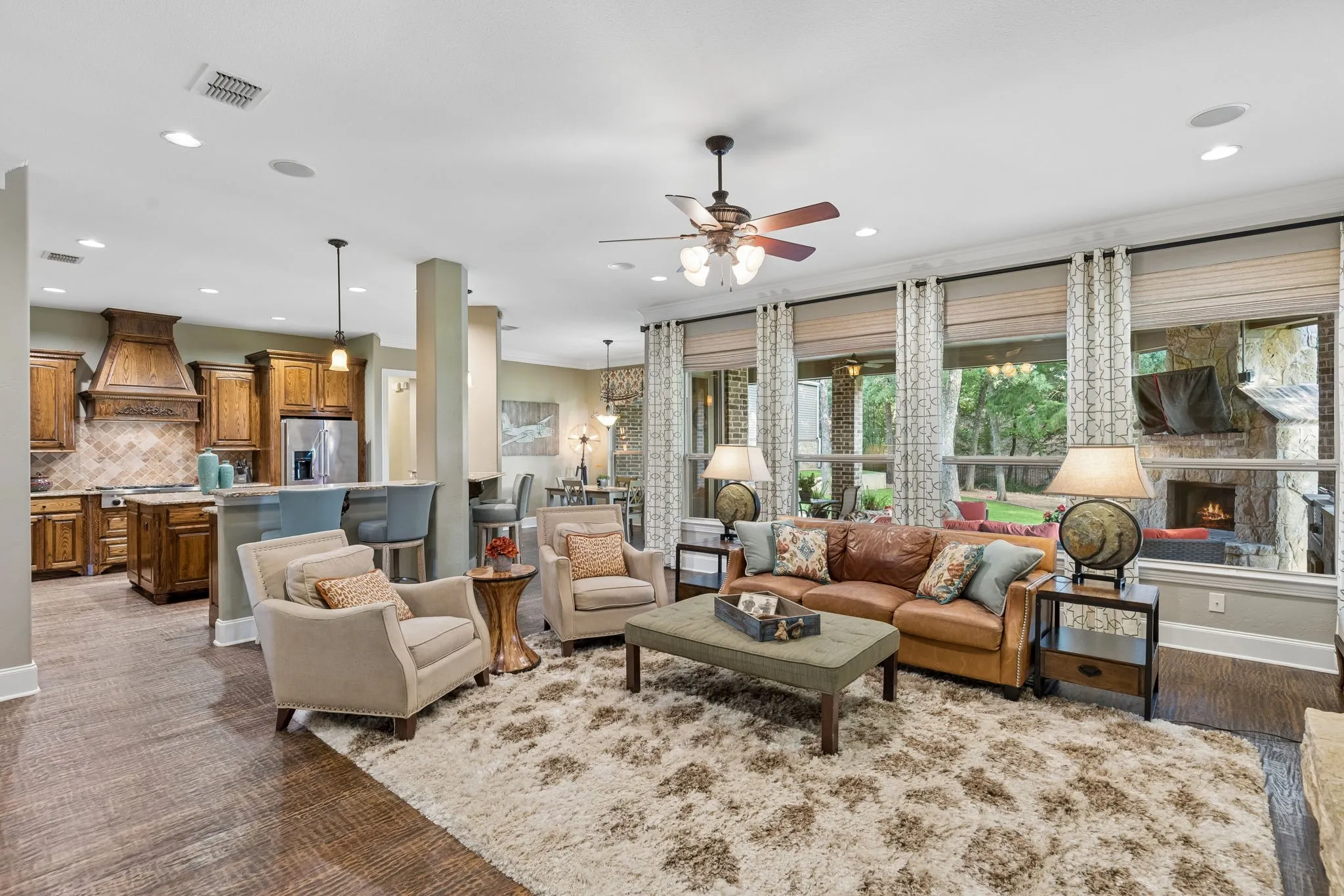 Single Family Residence For Sale in Denton County , 120 Hidden Valley Airpark, Shady Shores, Texas 76208, 3 Bedroom, 4 Bathroom, 3 Garage spaces, 3,445 Sqft, built in 2009, mls#21258980, Real Estate Agent in Shady Shores, Homes For Sale in Denton county, Homes For Sale in Shady Shores, Realtor in Shady Shores Texas, Real Estate Brokerage Independent Realty Texas, Luminita Cordes Realtor