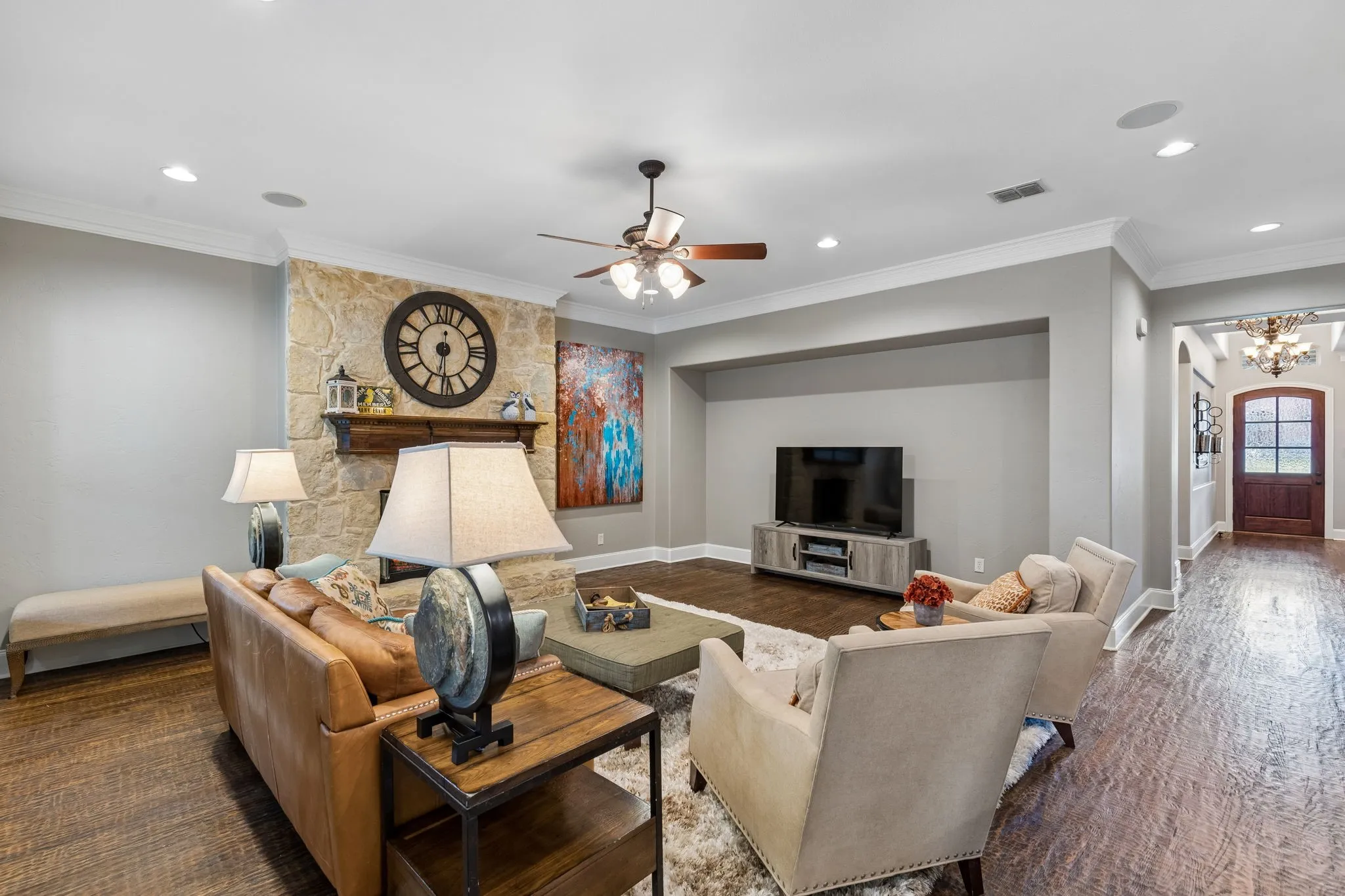 Single Family Residence For Sale in Denton County , 120 Hidden Valley Airpark, Shady Shores, Texas 76208, 3 Bedroom, 4 Bathroom, 3 Garage spaces, 3,445 Sqft, built in 2009, mls#21258980, Real Estate Agent in Shady Shores, Homes For Sale in Denton county, Homes For Sale in Shady Shores, Realtor in Shady Shores Texas, Real Estate Brokerage Independent Realty Texas, Luminita Cordes Realtor