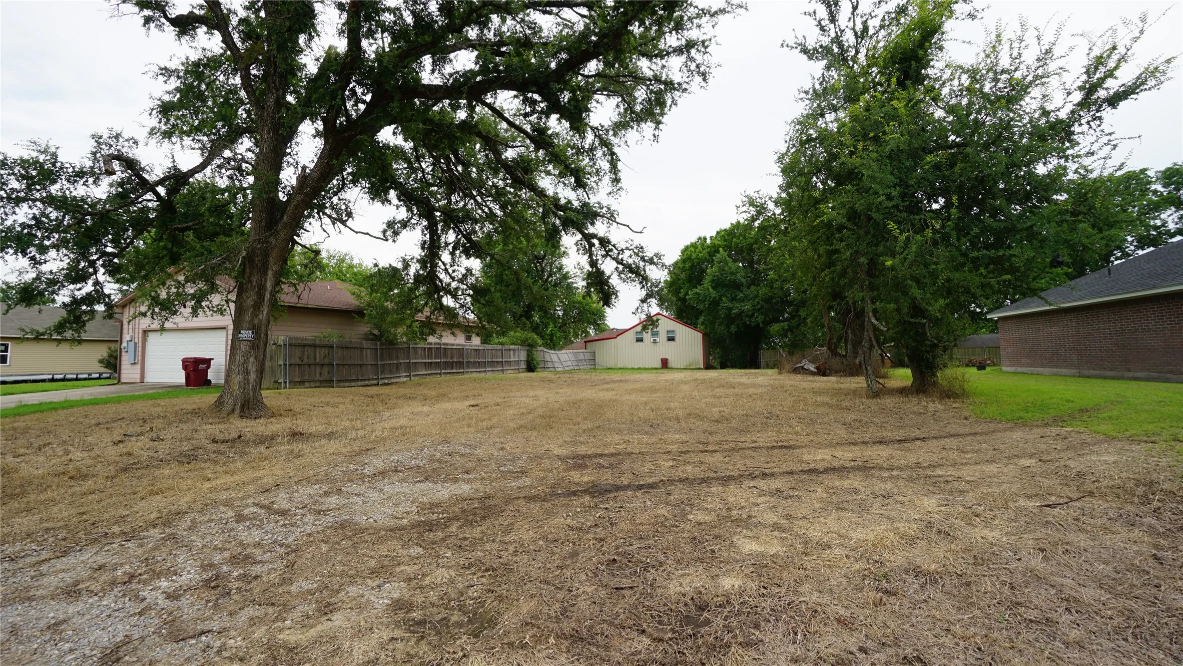 Unimproved Land For Sale in Fannin County , 704 E 6th Street, Bonham, Texas 75418, 0, 0, Garage spaces, 0 Sqft, built in 0, Price $38,000, mls#21285806, Real Estate Agent in Bonham, Homes For Sale in Fannin county, Homes For Sale in Bonham, Realtor in Bonham Texas, Real Estate Brokerage Independent Realty Texas, Luminita Cordes Realtor