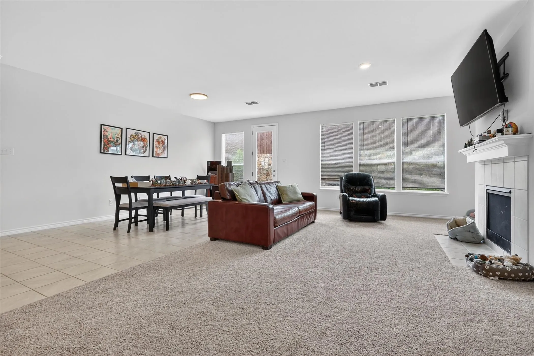Single Family Residence For Sale in Denton County , 976 Brock Drive, Aubrey, Texas 76227, 4 Bedroom, 2 Bathroom, 2 Garage spaces, 2,133 Sqft, built in 2023, mls#21285796, Real Estate Agent in Aubrey, Homes For Sale in Denton county, Homes For Sale in Aubrey, Realtor in Aubrey Texas, Real Estate Brokerage Independent Realty Texas, Luminita Cordes Realtor