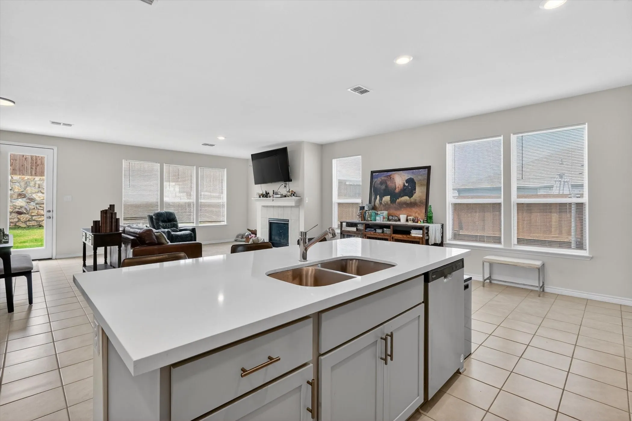 Single Family Residence For Sale in Denton County , 976 Brock Drive, Aubrey, Texas 76227, 4 Bedroom, 2 Bathroom, 2 Garage spaces, 2,133 Sqft, built in 2023, mls#21285796, Real Estate Agent in Aubrey, Homes For Sale in Denton county, Homes For Sale in Aubrey, Realtor in Aubrey Texas, Real Estate Brokerage Independent Realty Texas, Luminita Cordes Realtor