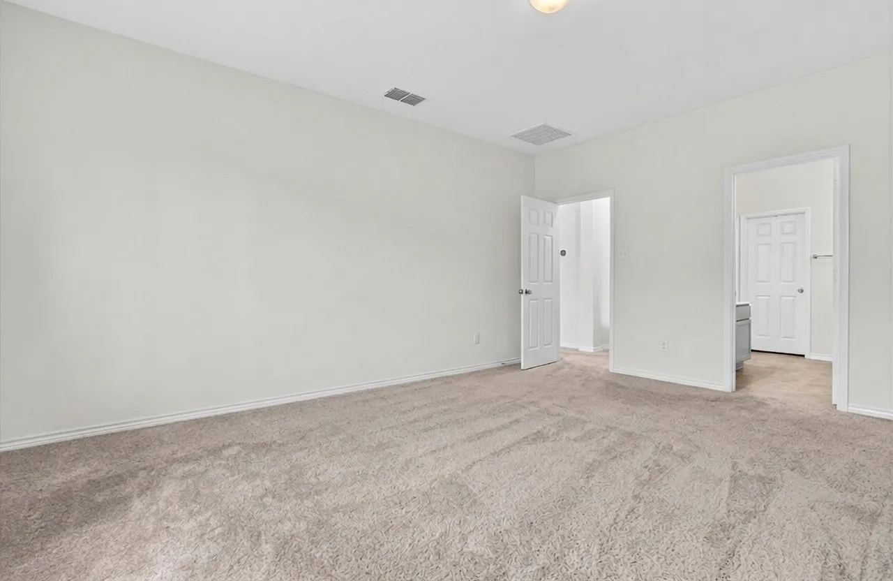 Single Family Residence For Sale in Denton County , 976 Brock Drive, Aubrey, Texas 76227, 4 Bedroom, 2 Bathroom, 2 Garage spaces, 2,133 Sqft, built in 2023, mls#21285796, Real Estate Agent in Aubrey, Homes For Sale in Denton county, Homes For Sale in Aubrey, Realtor in Aubrey Texas, Real Estate Brokerage Independent Realty Texas, Luminita Cordes Realtor
