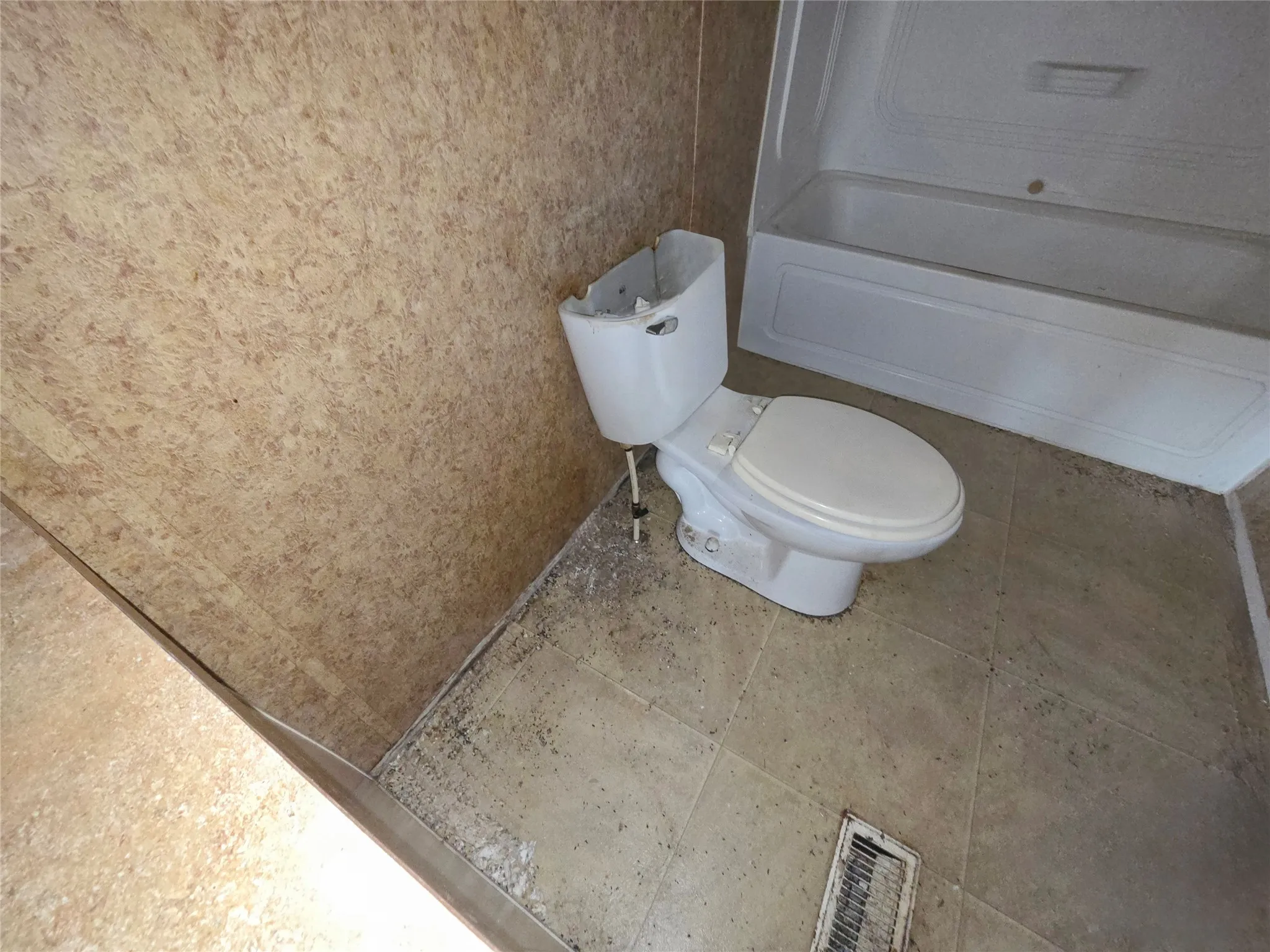 Mobile Home For Sale in Cooke County , 327 County Road 160, Whitesboro, Texas 76273, 4 Bedroom, 2 Bathroom, Garage spaces, 2,280 Sqft, built in 2008, mls#21285815, Real Estate Agent in Whitesboro, Homes For Sale in Cooke county, Homes For Sale in Whitesboro, Realtor in Whitesboro Texas, Real Estate Brokerage Independent Realty Texas, Luminita Cordes Realtor