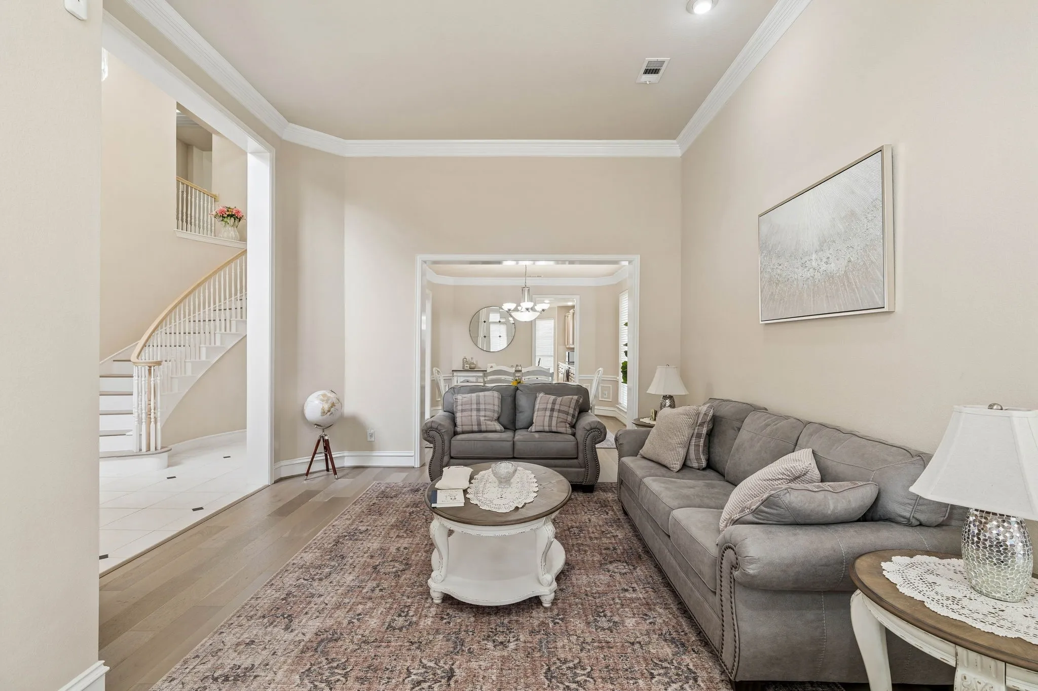 Single Family Residence For Sale in Denton County , 1649 Mcgee Lane, Carrollton, Texas 75010, 5 Bedroom, 4 Bathroom, 3 Garage spaces, 4,128 Sqft, built in 2000, mls#21283020, Real Estate Agent in Carrollton, Homes For Sale in Denton county, Homes For Sale in Carrollton, Realtor in Carrollton Texas, Real Estate Brokerage Independent Realty Texas, Luminita Cordes Realtor