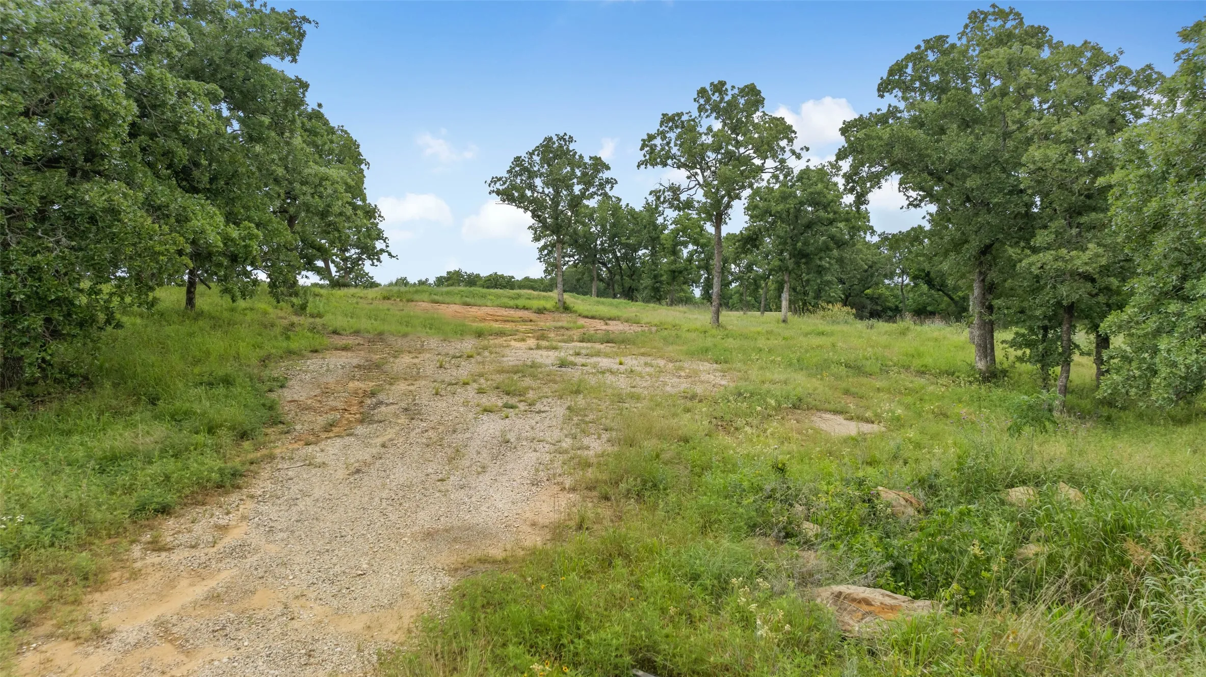 Unimproved Land For Sale in Montague County , 10 South Court, Nocona, Texas 76255, 0, 0, Garage spaces, 0 Sqft, built in 0, mls#21285838, Real Estate Agent in Nocona, Homes For Sale in Montague county, Homes For Sale in Nocona, Realtor in Nocona Texas, Real Estate Brokerage Independent Realty Texas, Luminita Cordes Realtor