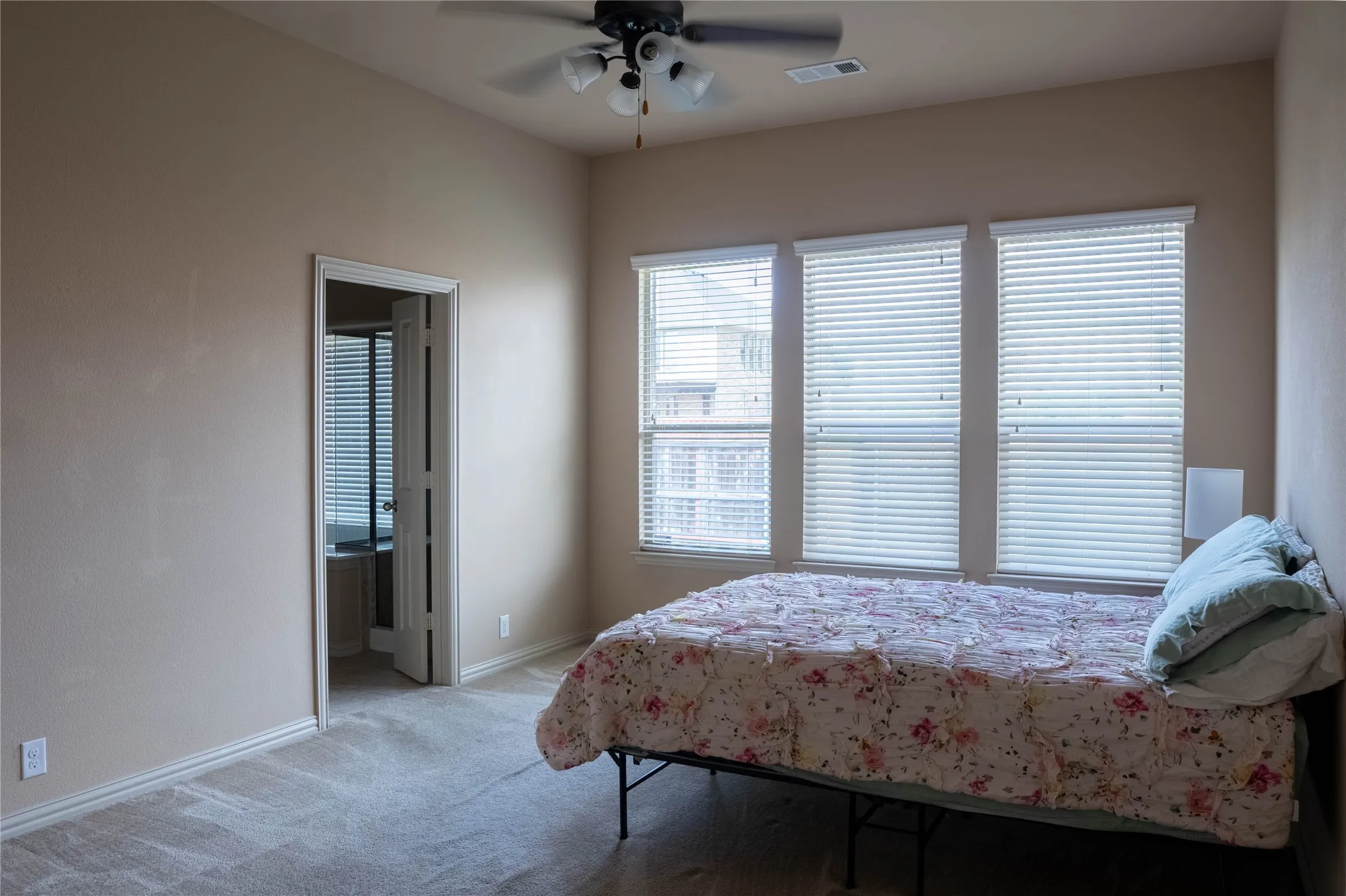 Single Family Residence For Sale in Tarrant County , 6956 Alcala, Grand Prairie, Texas 75054, 3 Bedrooms, 2 Bathrooms, 2 Garage spaces, 2,035 Sqft, built in 2012, Price $380,000, mls#21285830, Real Estate Agent in Grand Prairie, Homes For Sale in Tarrant county, Homes For Sale in Grand Prairie, Realtor in Grand Prairie Texas, Real Estate Brokerage Independent Realty Texas, Luminita Cordes Realtor