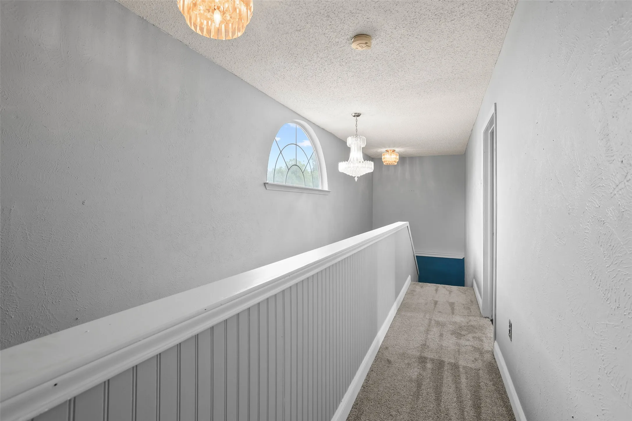 Single Family Residence For Sale in Dallas County , 204 E Avenue D, Garland, Texas 75040, 2 Bedroom, 3 Bathroom, Garage spaces, 2,184 Sqft, built in 1950, mls#21283908, Real Estate Agent in Garland, Homes For Sale in Dallas county, Homes For Sale in Garland, Realtor in Garland Texas, Real Estate Brokerage Independent Realty Texas, Luminita Cordes Realtor