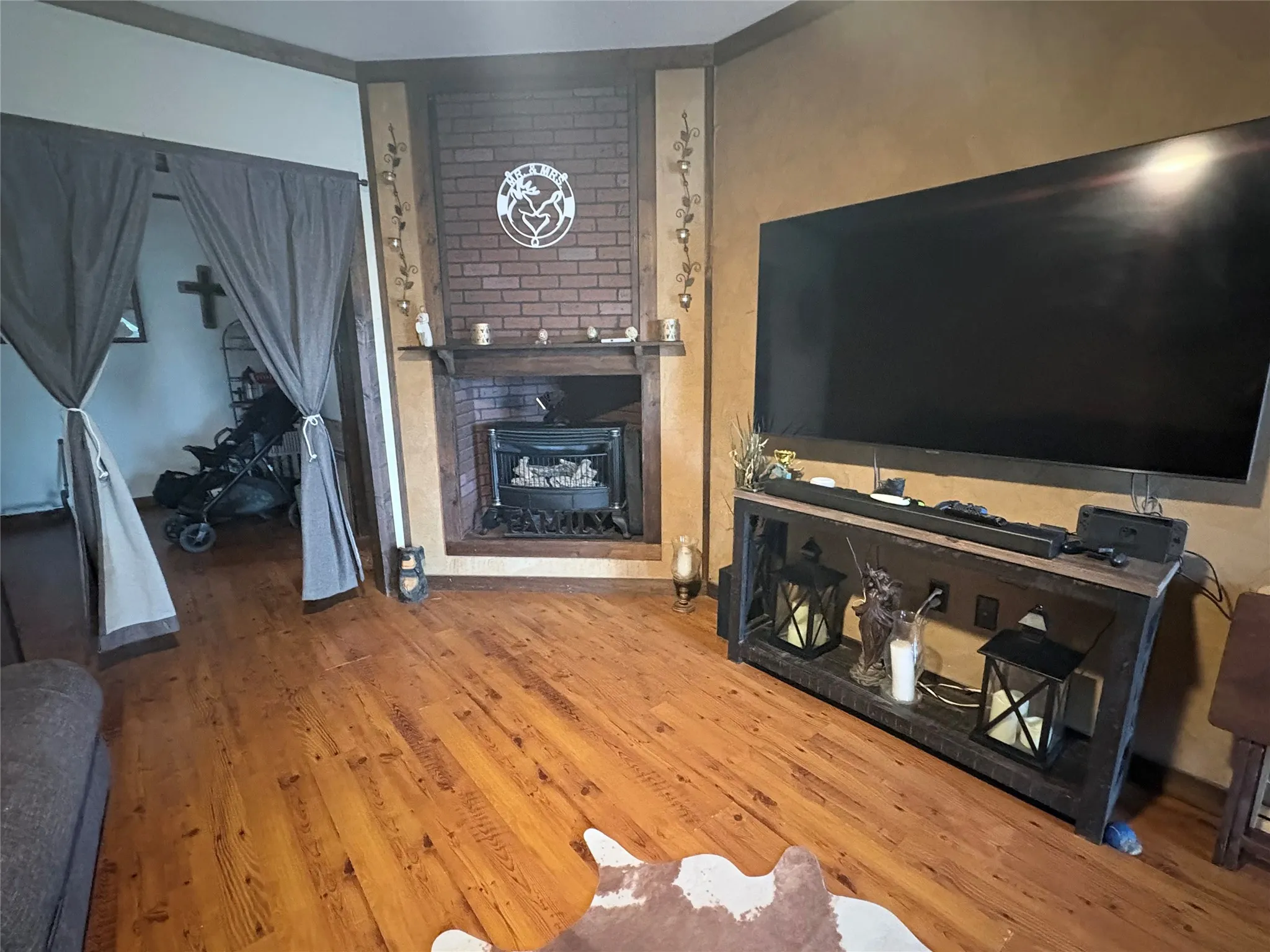 Single Family Residence For Sale in Eastland County , 1117 N Tiffin Road, Ranger, Texas 76470, 3 Bedroom, 2 Bathroom, Garage spaces, 1,860 Sqft, built in 1930, mls#21285850, Real Estate Agent in Ranger, Homes For Sale in Eastland county, Homes For Sale in Ranger, Realtor in Ranger Texas, Real Estate Brokerage Independent Realty Texas, Luminita Cordes Realtor