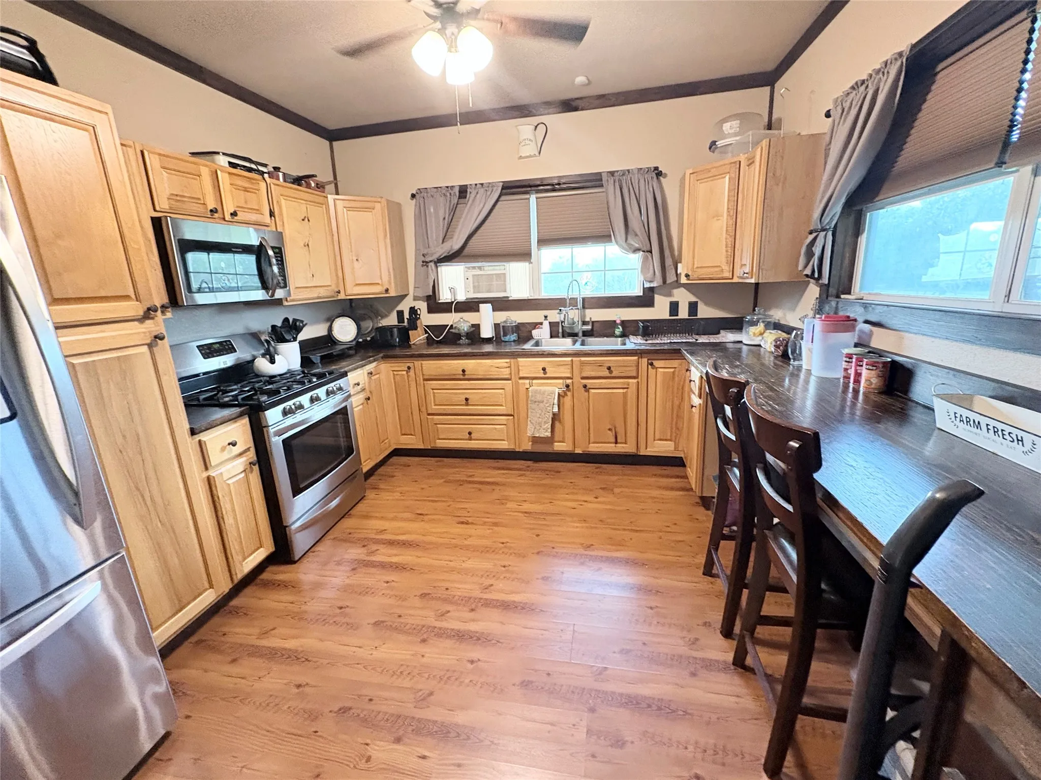 Single Family Residence For Sale in Eastland County , 1117 N Tiffin Road, Ranger, Texas 76470, 3 Bedroom, 2 Bathroom, Garage spaces, 1,860 Sqft, built in 1930, mls#21285850, Real Estate Agent in Ranger, Homes For Sale in Eastland county, Homes For Sale in Ranger, Realtor in Ranger Texas, Real Estate Brokerage Independent Realty Texas, Luminita Cordes Realtor