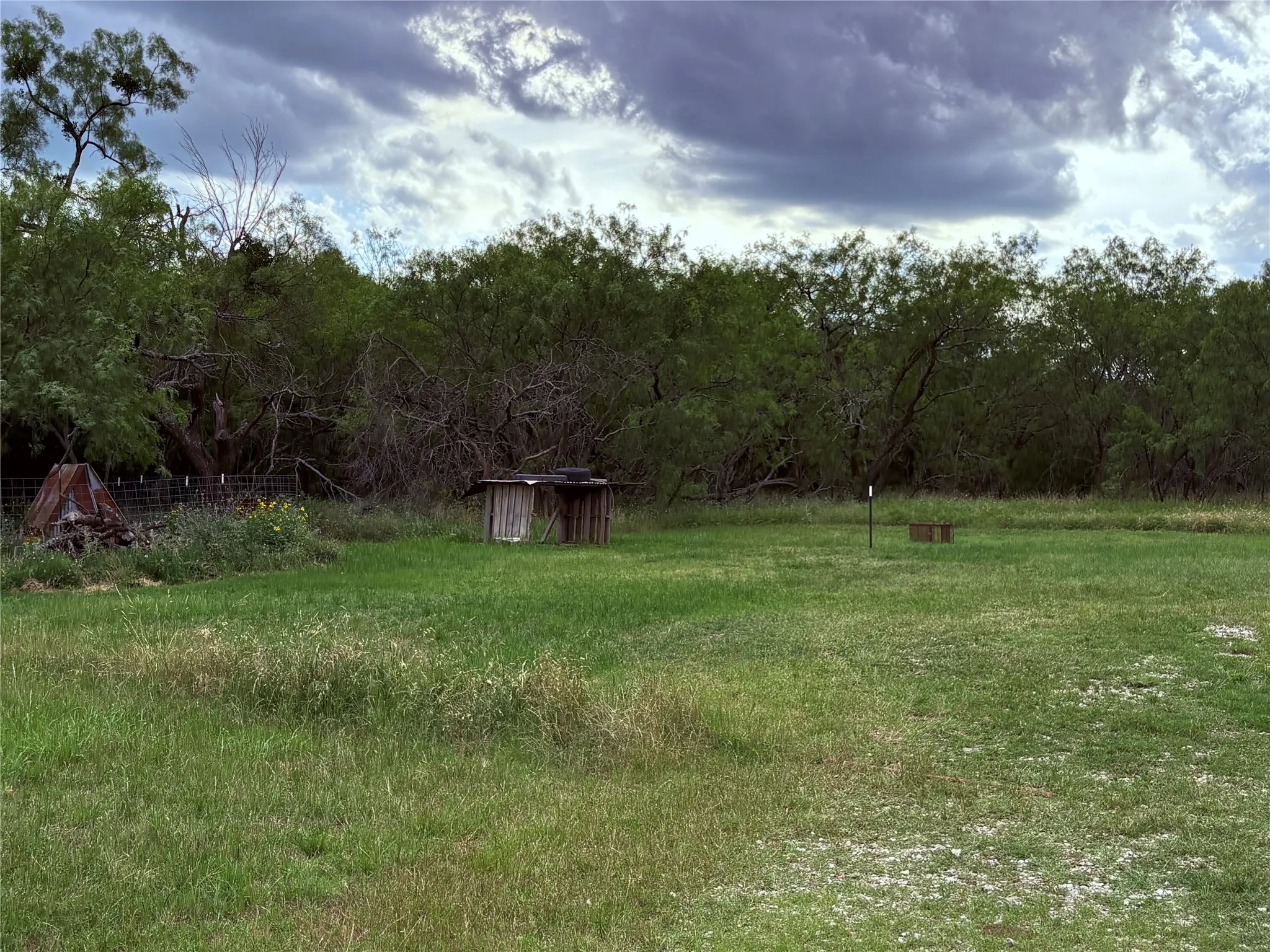 Single Family Residence For Sale in Eastland County , 1117 N Tiffin Road, Ranger, Texas 76470, 3 Bedroom, 2 Bathroom, Garage spaces, 1,860 Sqft, built in 1930, mls#21285850, Real Estate Agent in Ranger, Homes For Sale in Eastland county, Homes For Sale in Ranger, Realtor in Ranger Texas, Real Estate Brokerage Independent Realty Texas, Luminita Cordes Realtor