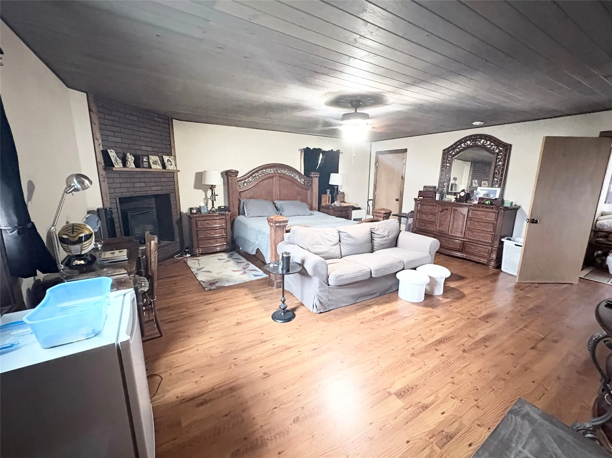 Single Family Residence For Sale in Eastland County , 1117 N Tiffin Road, Ranger, Texas 76470, 3 Bedroom, 2 Bathroom, Garage spaces, 1,860 Sqft, built in 1930, mls#21285850, Real Estate Agent in Ranger, Homes For Sale in Eastland county, Homes For Sale in Ranger, Realtor in Ranger Texas, Real Estate Brokerage Independent Realty Texas, Luminita Cordes Realtor