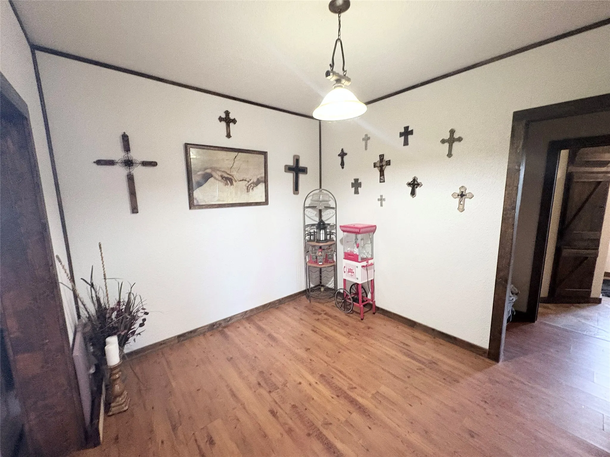 Single Family Residence For Sale in Eastland County , 1117 N Tiffin Road, Ranger, Texas 76470, 3 Bedroom, 2 Bathroom, Garage spaces, 1,860 Sqft, built in 1930, mls#21285850, Real Estate Agent in Ranger, Homes For Sale in Eastland county, Homes For Sale in Ranger, Realtor in Ranger Texas, Real Estate Brokerage Independent Realty Texas, Luminita Cordes Realtor