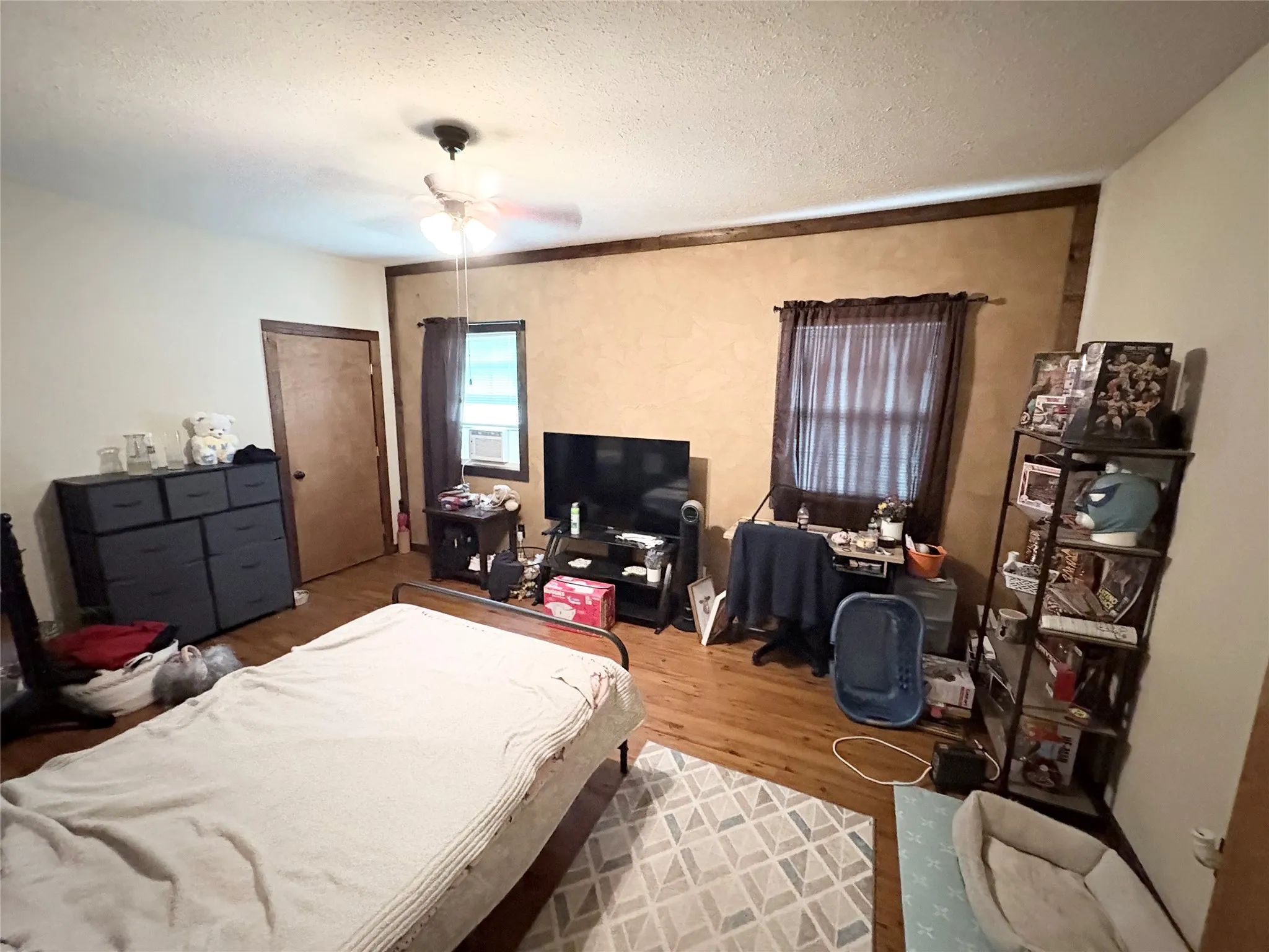 Single Family Residence For Sale in Eastland County , 1117 N Tiffin Road, Ranger, Texas 76470, 3 Bedroom, 2 Bathroom, Garage spaces, 1,860 Sqft, built in 1930, mls#21285850, Real Estate Agent in Ranger, Homes For Sale in Eastland county, Homes For Sale in Ranger, Realtor in Ranger Texas, Real Estate Brokerage Independent Realty Texas, Luminita Cordes Realtor