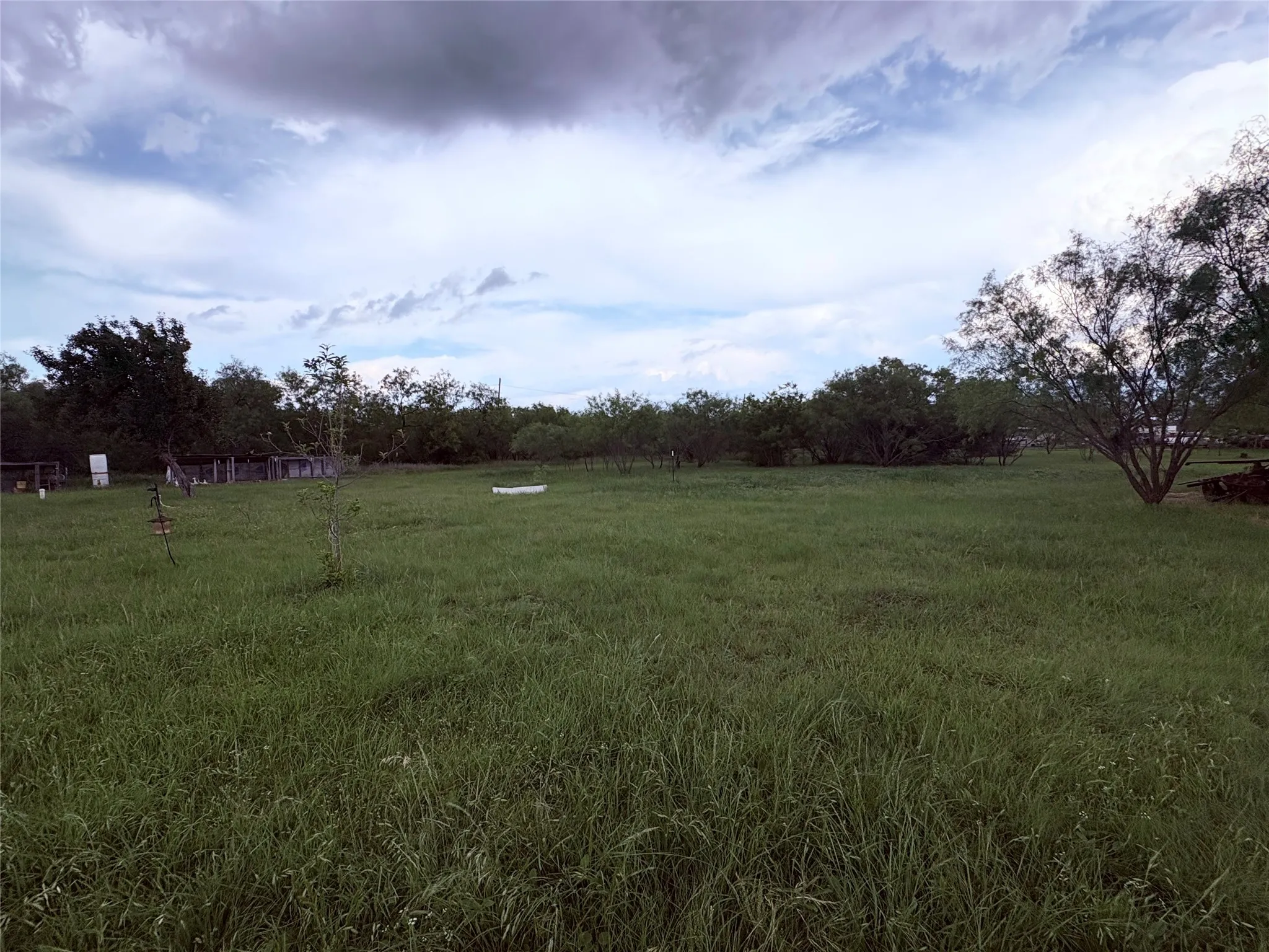 Single Family Residence For Sale in Eastland County , 1117 N Tiffin Road, Ranger, Texas 76470, 3 Bedroom, 2 Bathroom, Garage spaces, 1,860 Sqft, built in 1930, mls#21285850, Real Estate Agent in Ranger, Homes For Sale in Eastland county, Homes For Sale in Ranger, Realtor in Ranger Texas, Real Estate Brokerage Independent Realty Texas, Luminita Cordes Realtor