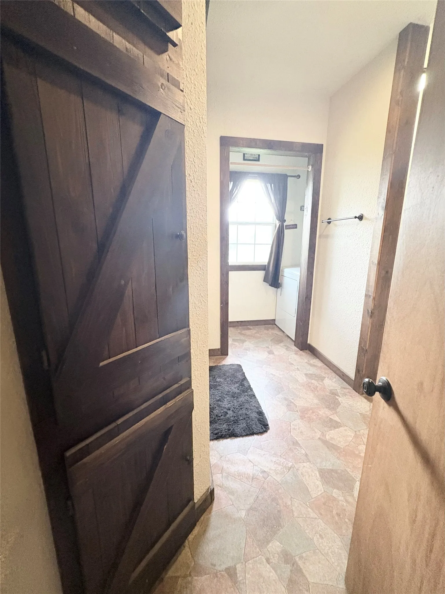 Single Family Residence For Sale in Eastland County , 1117 N Tiffin Road, Ranger, Texas 76470, 3 Bedroom, 2 Bathroom, Garage spaces, 1,860 Sqft, built in 1930, mls#21285850, Real Estate Agent in Ranger, Homes For Sale in Eastland county, Homes For Sale in Ranger, Realtor in Ranger Texas, Real Estate Brokerage Independent Realty Texas, Luminita Cordes Realtor