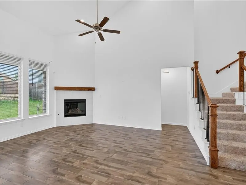 Single Family Residence For Rent in Denton County , 1501 Lake Grove Drive, Little Elm, Texas 75068, 5 Bedroom, 5 Bathroom, 2 Garage spaces, 3,361 Sqft, built in 2021, mls#21285439, Real Estate Agent in Little Elm, Homes For Rent in Denton county, Homes For Rent in Little Elm, Realtor in Little Elm Texas, Real Estate Brokerage Independent Realty Texas, Luminita Cordes Realtor