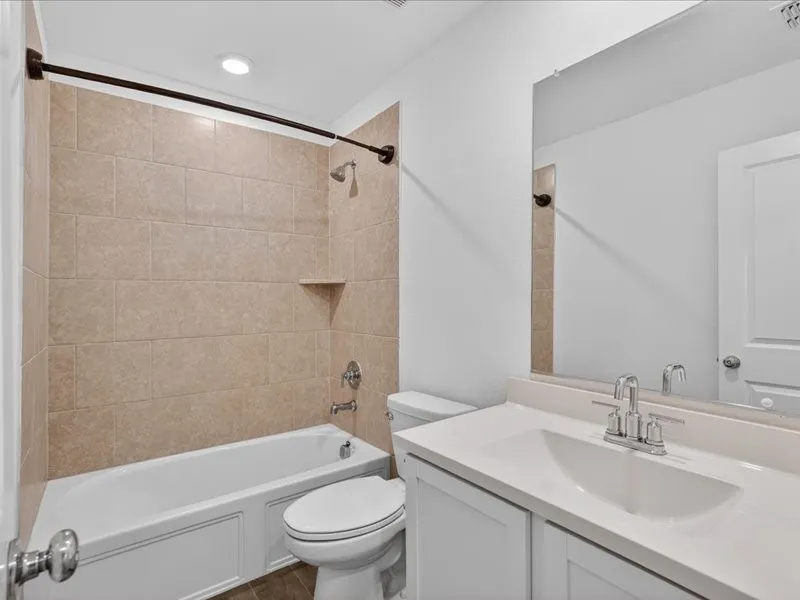 Single Family Residence For Rent in Denton County , 1501 Lake Grove Drive, Little Elm, Texas 75068, 5 Bedroom, 5 Bathroom, 2 Garage spaces, 3,361 Sqft, built in 2021, mls#21285439, Real Estate Agent in Little Elm, Homes For Rent in Denton county, Homes For Rent in Little Elm, Realtor in Little Elm Texas, Real Estate Brokerage Independent Realty Texas, Luminita Cordes Realtor