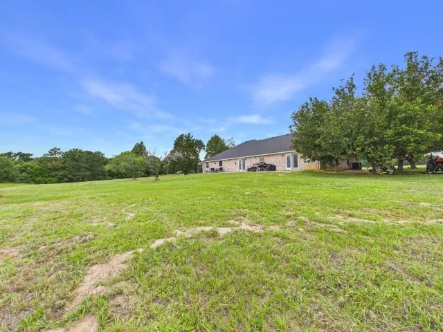 Single Family Residence For Sale in Henderson County , 6554 State Highway 198, Mabank, Texas 75156, 3 Bedroom, 2 Bathroom, 2 Garage spaces, 2,744 Sqft, built in 2001, mls#21285052, Real Estate Agent in Mabank, Homes For Sale in Henderson county, Homes For Sale in Mabank, Realtor in Mabank Texas, Real Estate Brokerage Independent Realty Texas, Luminita Cordes Realtor