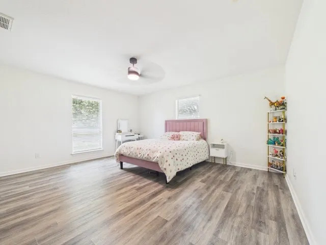 Single Family Residence For Sale in Henderson County , 6554 State Highway 198, Mabank, Texas 75156, 3 Bedroom, 2 Bathroom, 2 Garage spaces, 2,744 Sqft, built in 2001, mls#21285052, Real Estate Agent in Mabank, Homes For Sale in Henderson county, Homes For Sale in Mabank, Realtor in Mabank Texas, Real Estate Brokerage Independent Realty Texas, Luminita Cordes Realtor