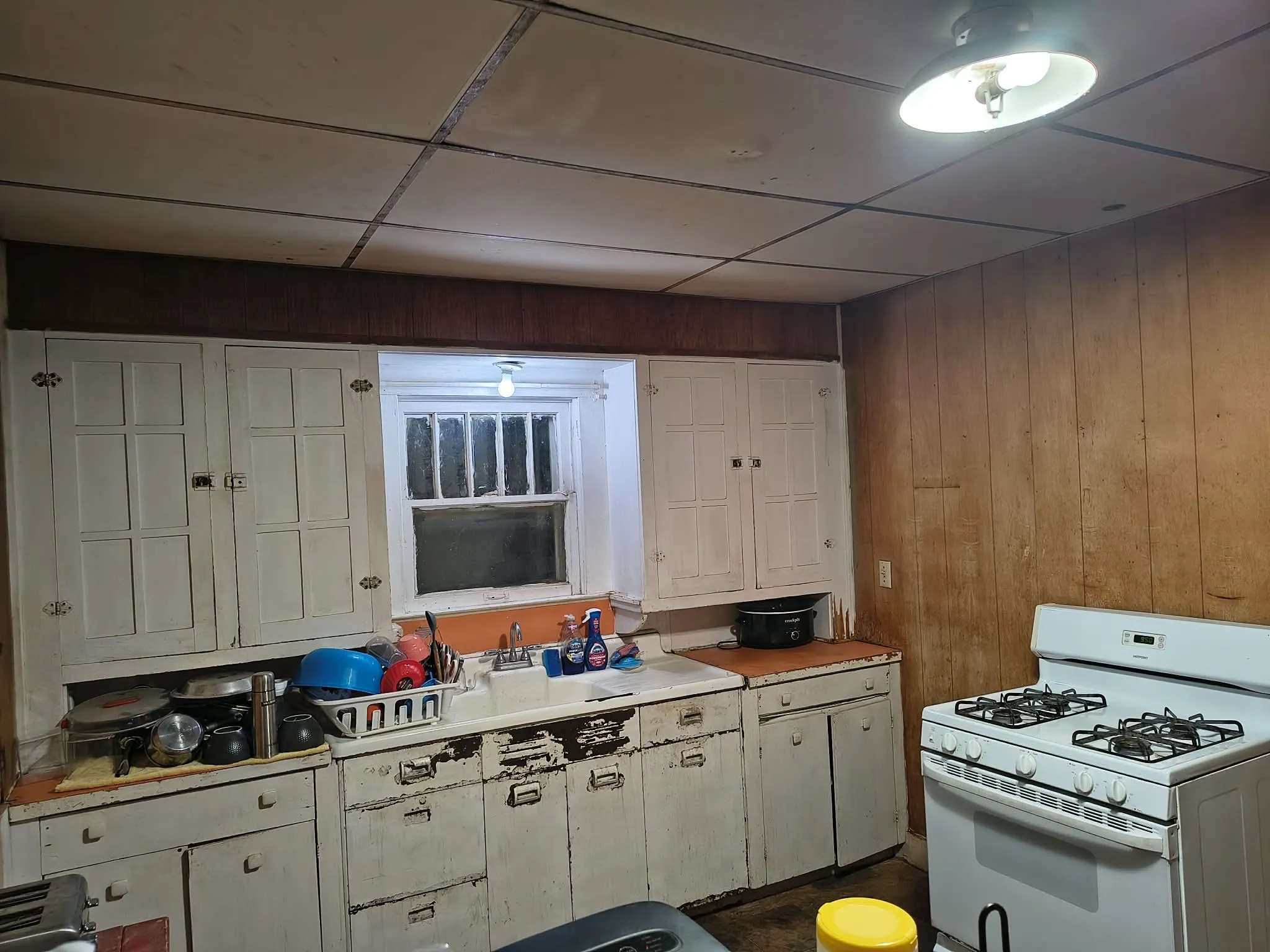Single Family Residence For Sale in Jones County , 1308 Avenue L, Anson, Texas 79501, 3 Bedrooms, 2 Bathrooms, Garage spaces, 1,694 Sqft, built in 1940, Price $75,000, mls#21285887, Real Estate Agent in Anson, Homes For Sale in Jones county, Homes For Sale in Anson, Realtor in Anson Texas, Real Estate Brokerage Independent Realty Texas, Luminita Cordes Realtor
