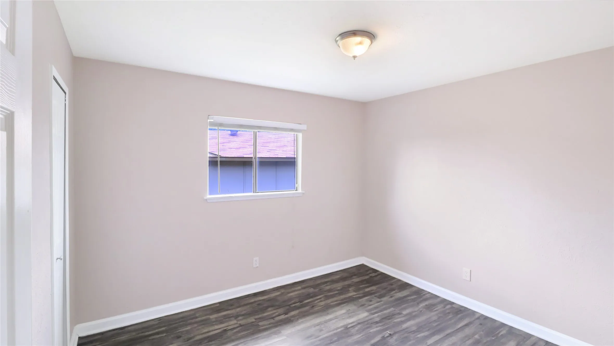 Single Family Residence For Sale in Tarrant County , 6610 High Country Trail, Arlington, Texas 76016, 3 Bedroom, 2 Bathroom, 2 Garage spaces, 1,911 Sqft, built in 1979, mls#21285888, Real Estate Agent in Arlington, Homes For Sale in Tarrant county, Homes For Sale in Arlington, Realtor in Arlington Texas, Real Estate Brokerage Independent Realty Texas, Luminita Cordes Realtor