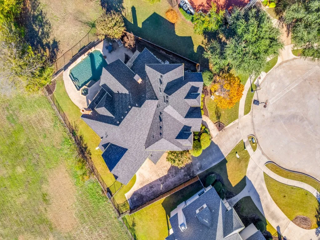 This home also features a side entry 3-car garage and fully fenced yard space.