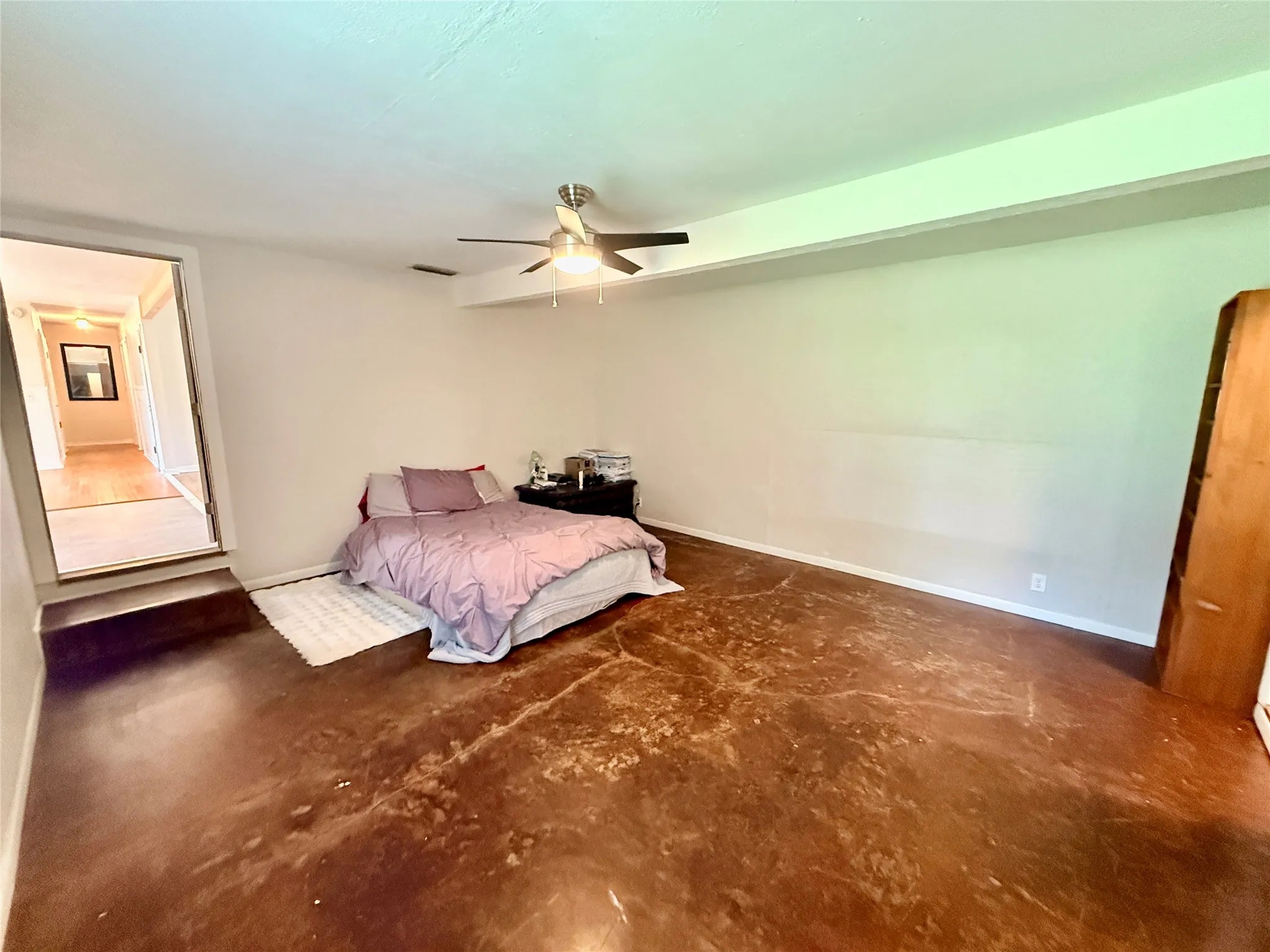 Single Family Residence For Sale in Young County , 105 Ragland Street, Graham, Texas 76450, 4 Bedroom, 1 Bathroom, Garage spaces, 1,568 Sqft, built in 1950, mls#21285904, Real Estate Agent in Graham, Homes For Sale in Young county, Homes For Sale in Graham, Realtor in Graham Texas, Real Estate Brokerage Independent Realty Texas, Luminita Cordes Realtor