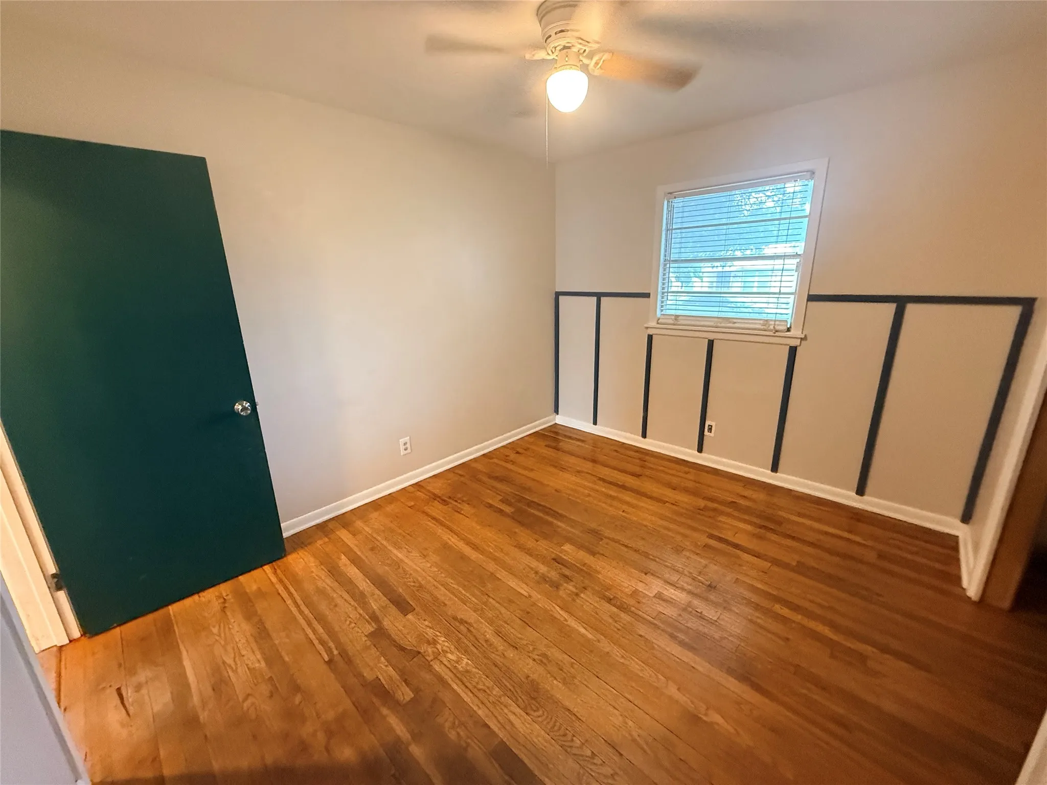 Single Family Residence For Sale in Young County , 105 Ragland Street, Graham, Texas 76450, 4 Bedroom, 1 Bathroom, Garage spaces, 1,568 Sqft, built in 1950, mls#21285904, Real Estate Agent in Graham, Homes For Sale in Young county, Homes For Sale in Graham, Realtor in Graham Texas, Real Estate Brokerage Independent Realty Texas, Luminita Cordes Realtor