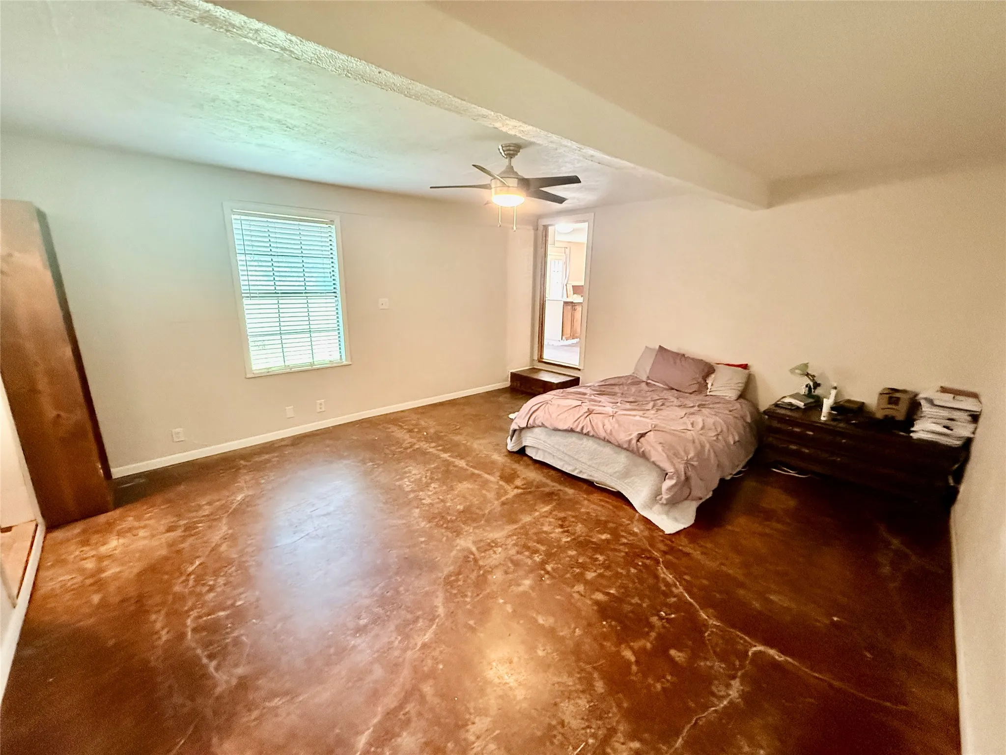 Single Family Residence For Sale in Young County , 105 Ragland Street, Graham, Texas 76450, 4 Bedroom, 1 Bathroom, Garage spaces, 1,568 Sqft, built in 1950, mls#21285904, Real Estate Agent in Graham, Homes For Sale in Young county, Homes For Sale in Graham, Realtor in Graham Texas, Real Estate Brokerage Independent Realty Texas, Luminita Cordes Realtor