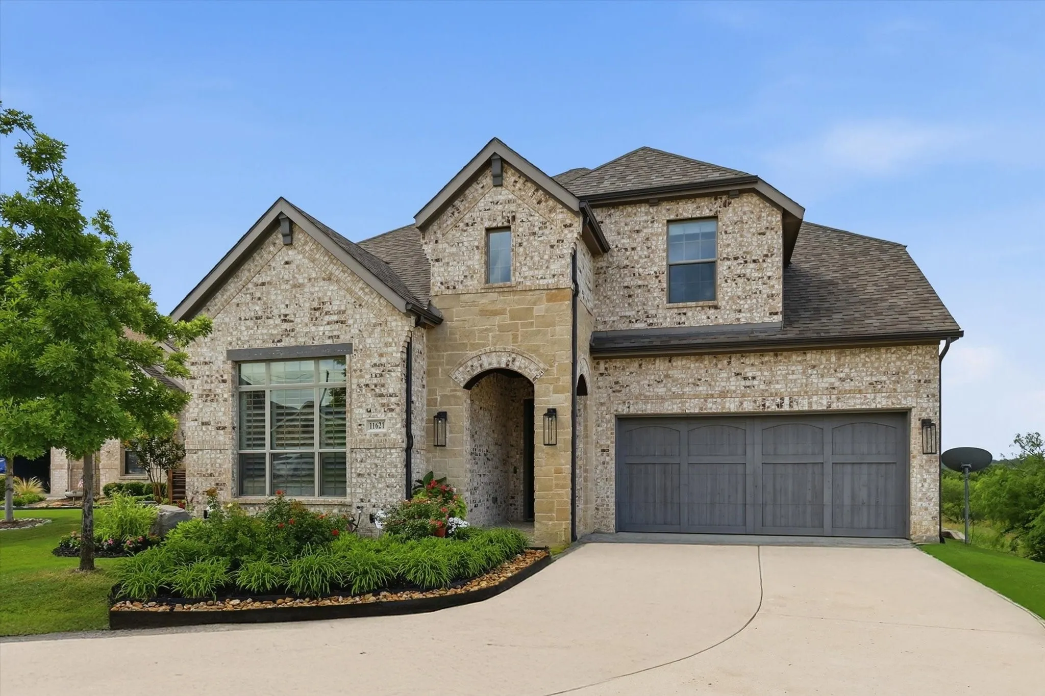 Single Family Residence For Sale in Denton County , 11621 Cedar Grove, Flower Mound, Texas 76262, 4 Bedroom, 3 Bathroom, 2 Garage spaces, 3,727 Sqft, built in 2018, mls#21279737, Real Estate Agent in Flower Mound, Homes For Sale in Denton county, Homes For Sale in Flower Mound, Realtor in Flower Mound Texas, Real Estate Brokerage Independent Realty Texas, Luminita Cordes Realtor