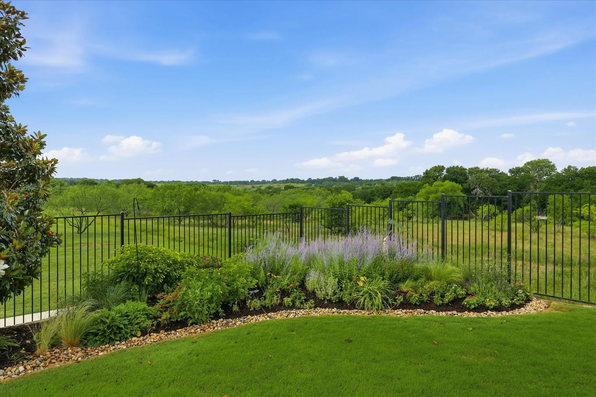 Single Family Residence For Sale in Denton County , 11621 Cedar Grove, Flower Mound, Texas 76262, 4 Bedroom, 3 Bathroom, 2 Garage spaces, 3,727 Sqft, built in 2018, mls#21279737, Real Estate Agent in Flower Mound, Homes For Sale in Denton county, Homes For Sale in Flower Mound, Realtor in Flower Mound Texas, Real Estate Brokerage Independent Realty Texas, Luminita Cordes Realtor