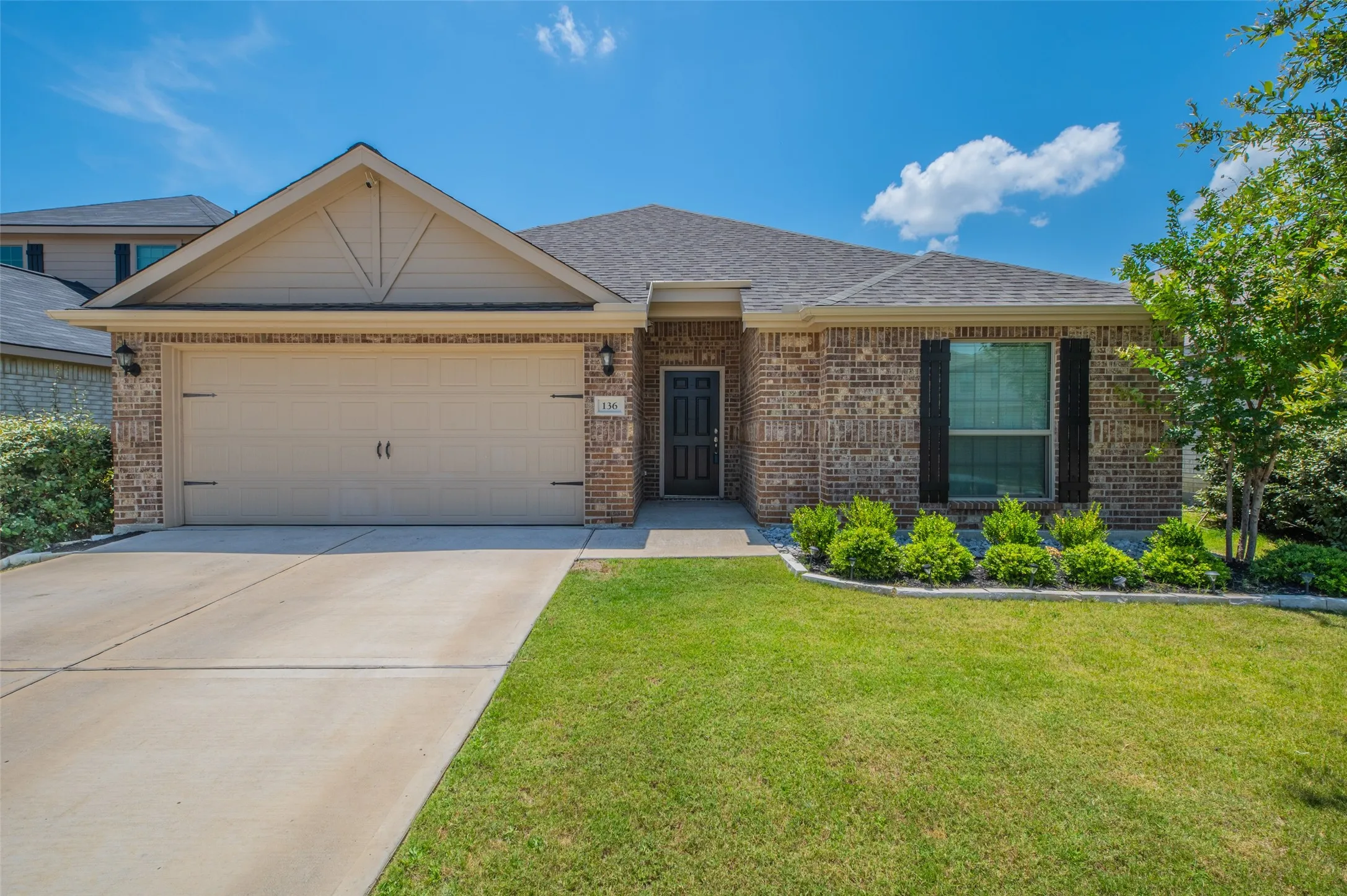 Single Family Residence For Sale in Denton County , 136 Morning Glory, Sanger, Texas 76266, 3 Bedroom, 2 Bathroom, 2 Garage spaces, 1,651 Sqft, built in 2021, mls#21229523, Real Estate Agent in Sanger, Homes For Sale in Denton county, Homes For Sale in Sanger, Realtor in Sanger Texas, Real Estate Brokerage Independent Realty Texas, Luminita Cordes Realtor