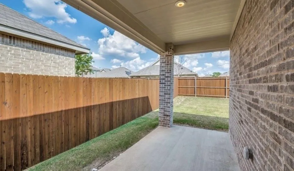 Single Family Residence For Rent in Collin County , 8424 Gray Squirrel Lane, Mc Kinney, Texas 75071, 5 Bedroom, 2 Bathroom, 2 Garage spaces, 2,010 Sqft, built in 2022, mls#21284720, Real Estate Agent in Mc Kinney, Homes For Rent in Collin county, Homes For Rent in Mc Kinney, Realtor in Mc Kinney Texas, Real Estate Brokerage Independent Realty Texas, Luminita Cordes Realtor