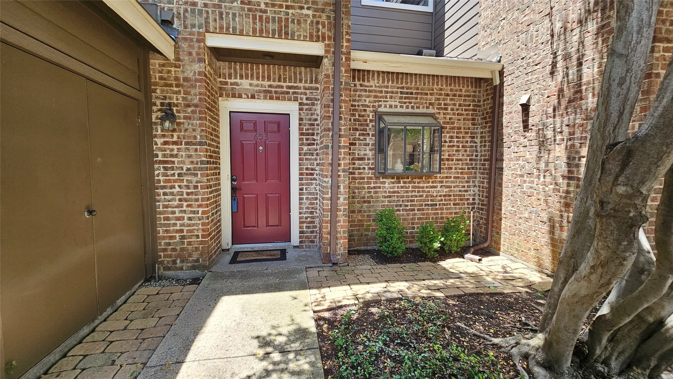 Welcome to 5859 Frankford Rd #603!