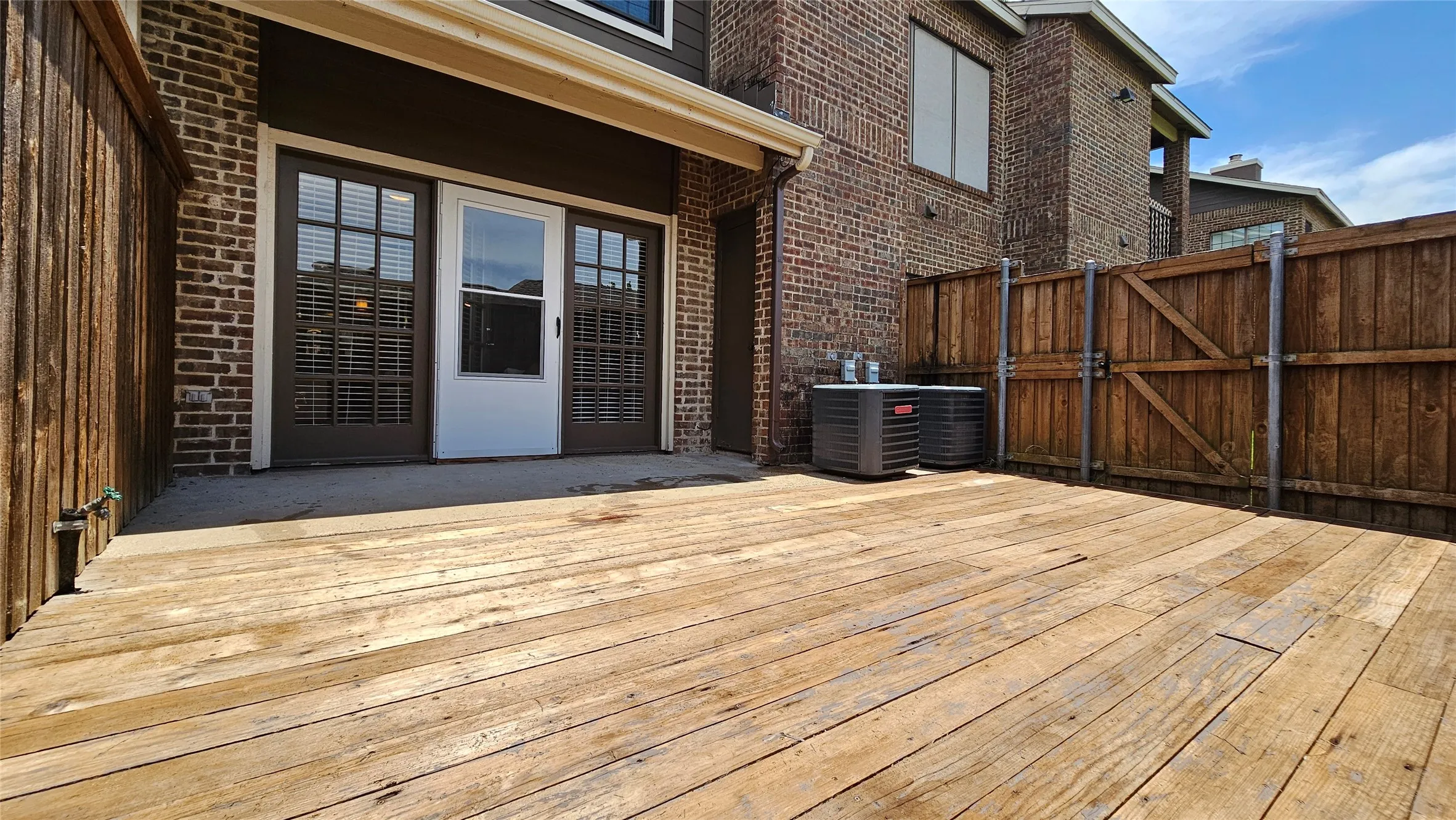 Private deck