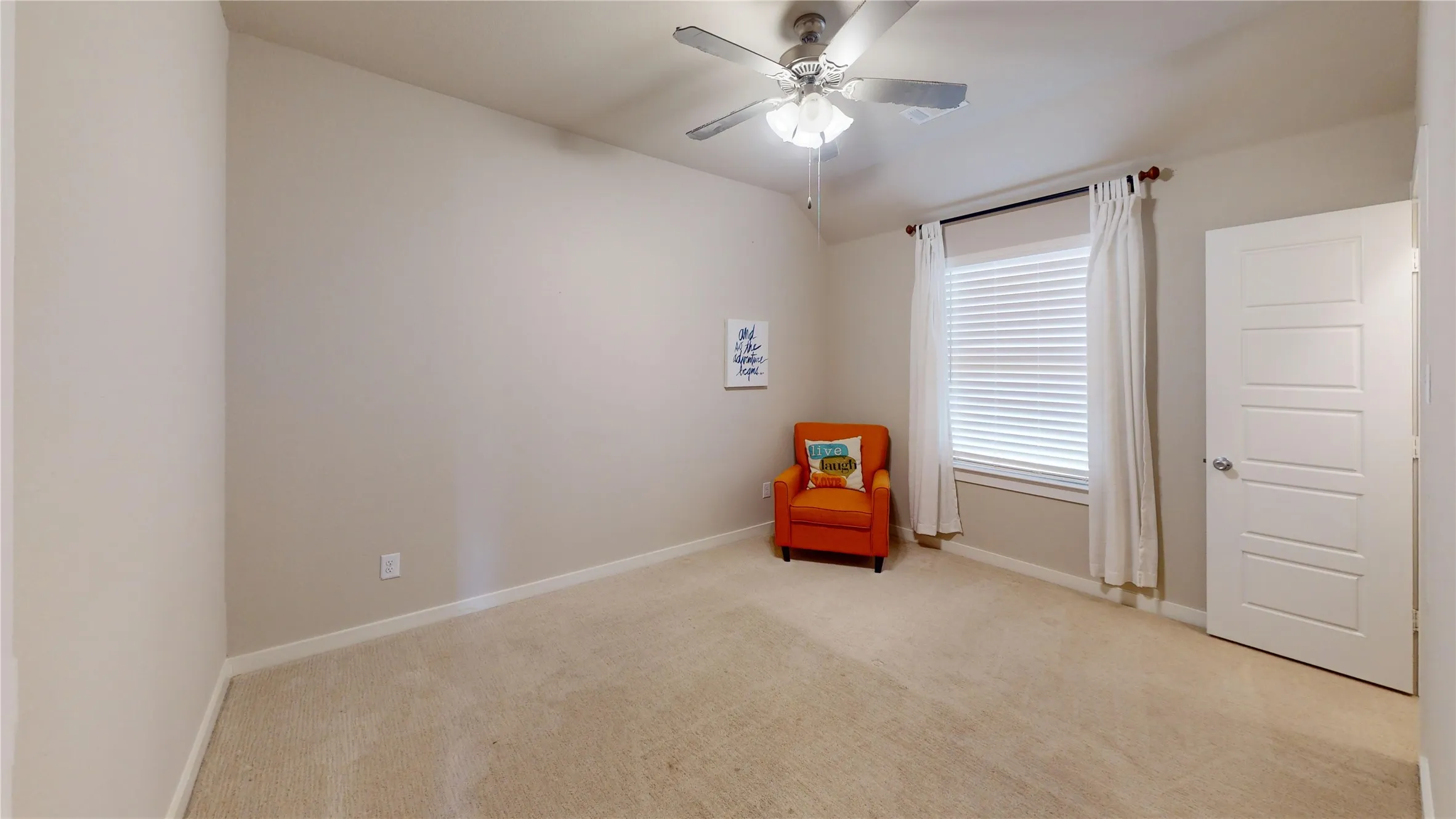 Single Family Residence For Sale in Kaufman County , 5120 Cathy Drive, Forney, Texas 75126, 4 Bedroom, 2 Bathroom, 2 Garage spaces, 2,134 Sqft, built in 2017, mls#21265820, Real Estate Agent in Forney, Homes For Sale in Kaufman county, Homes For Sale in Forney, Realtor in Forney Texas, Real Estate Brokerage Independent Realty Texas, Luminita Cordes Realtor