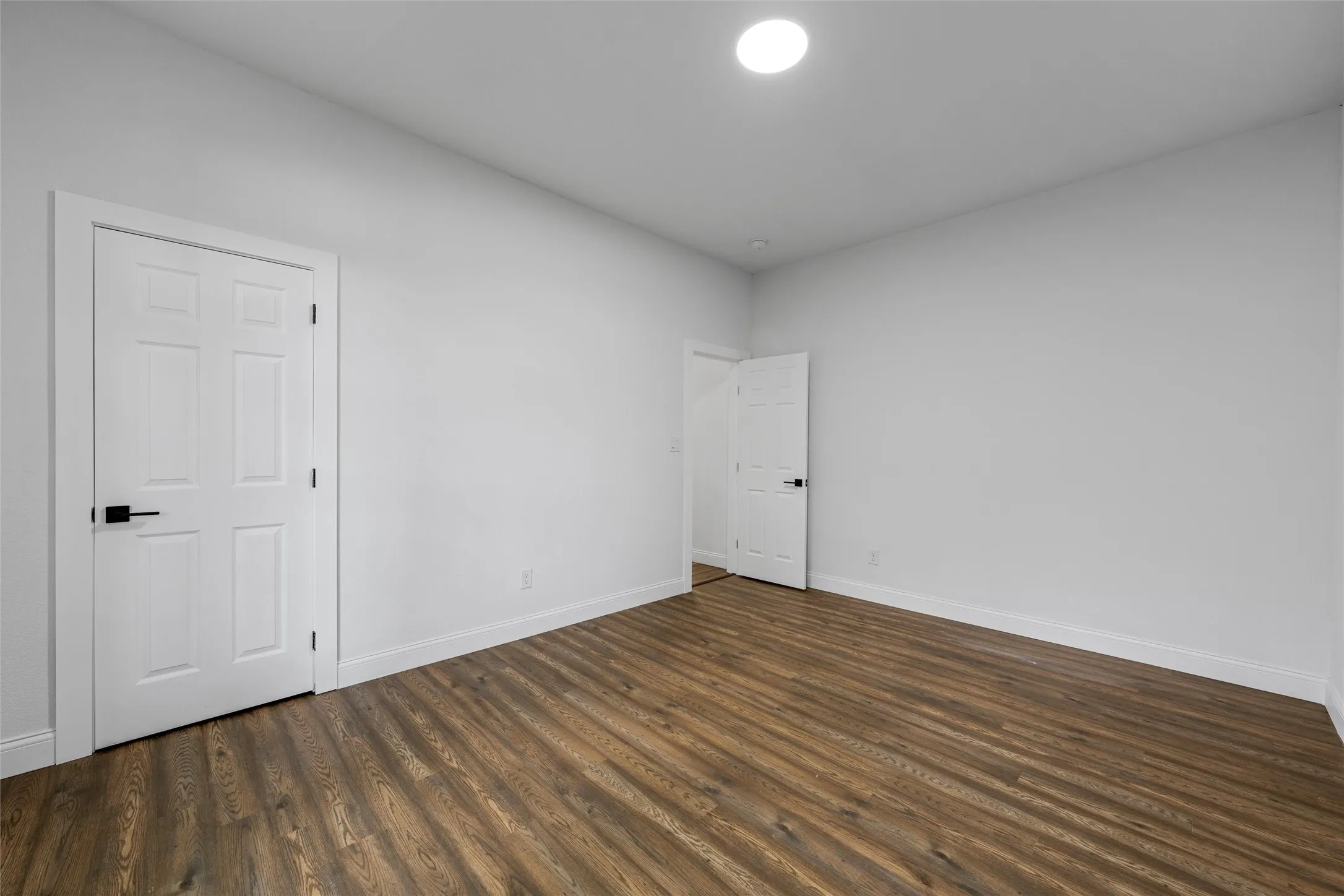 Single Family Residence For Sale in Mc Lennan County , 2023 Bosque Boulevard, Waco, Texas 76707, 3 Bedroom, 2 Bathroom, Garage spaces, 1,304 Sqft, built in 1922, mls#21285959, Real Estate Agent in Waco, Homes For Sale in Mc Lennan county, Homes For Sale in Waco, Realtor in Waco Texas, Real Estate Brokerage Independent Realty Texas, Luminita Cordes Realtor