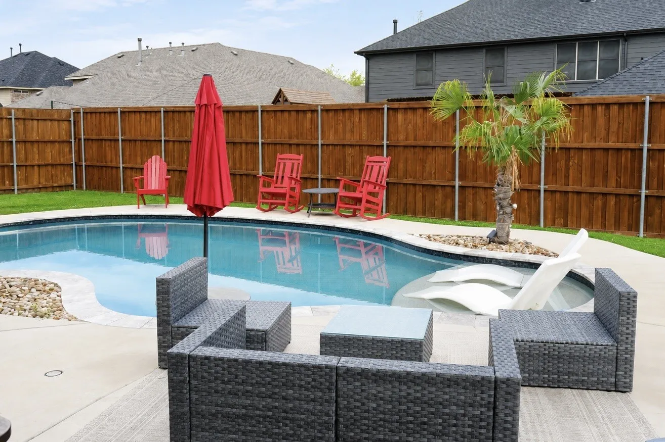 Single Family Residence For Sale in Kaufman County , 305 Westlake, Forney, Texas 75126, 4 Bedroom, 4 Bathroom, 3 Garage spaces, 3,683 Sqft, built in 2006, mls#21285893, Real Estate Agent in Forney, Homes For Sale in Kaufman county, Homes For Sale in Forney, Realtor in Forney Texas, Real Estate Brokerage Independent Realty Texas, Luminita Cordes Realtor