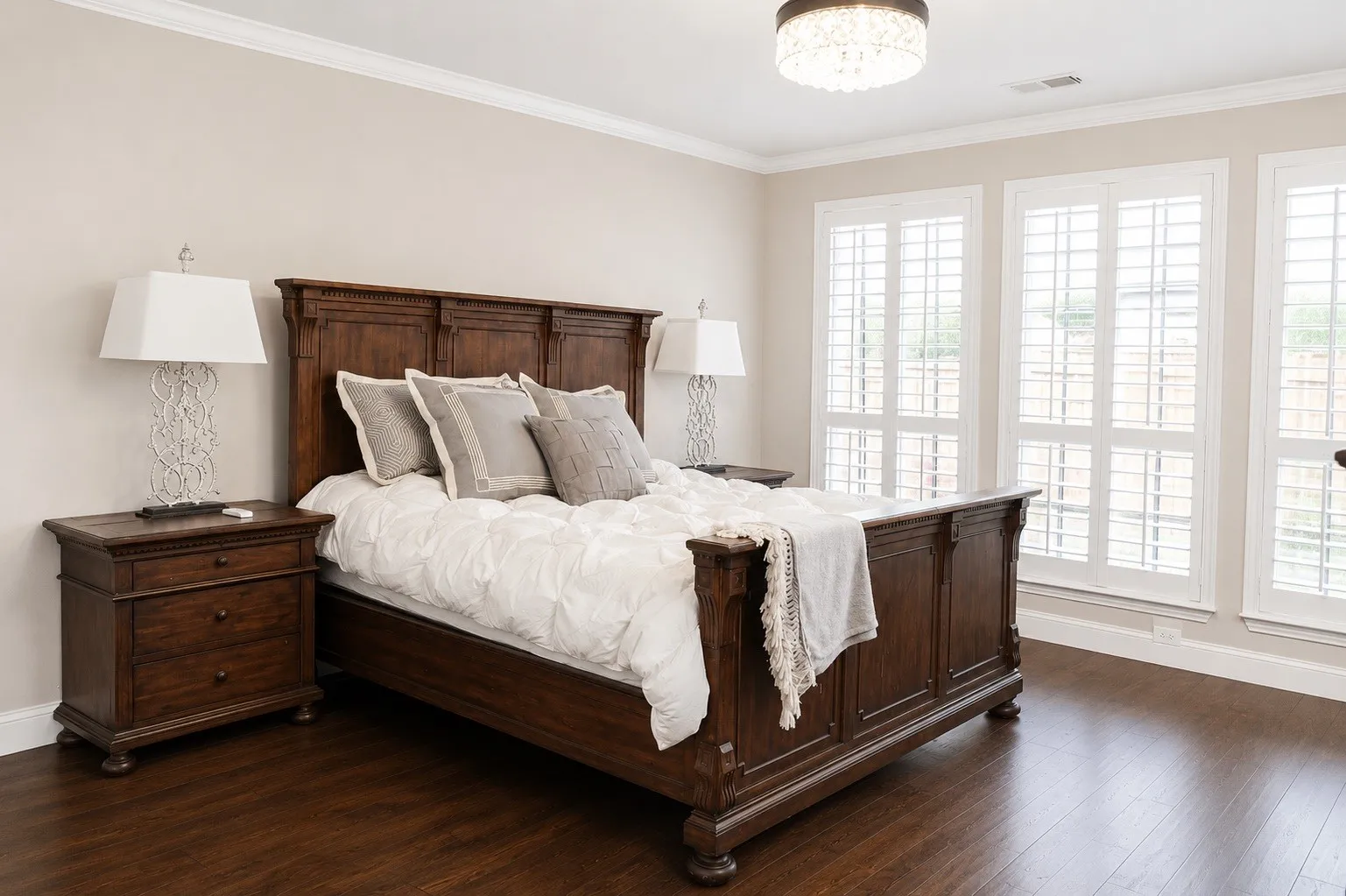 Single Family Residence For Sale in Kaufman County , 305 Westlake, Forney, Texas 75126, 4 Bedroom, 4 Bathroom, 3 Garage spaces, 3,683 Sqft, built in 2006, mls#21285893, Real Estate Agent in Forney, Homes For Sale in Kaufman county, Homes For Sale in Forney, Realtor in Forney Texas, Real Estate Brokerage Independent Realty Texas, Luminita Cordes Realtor
