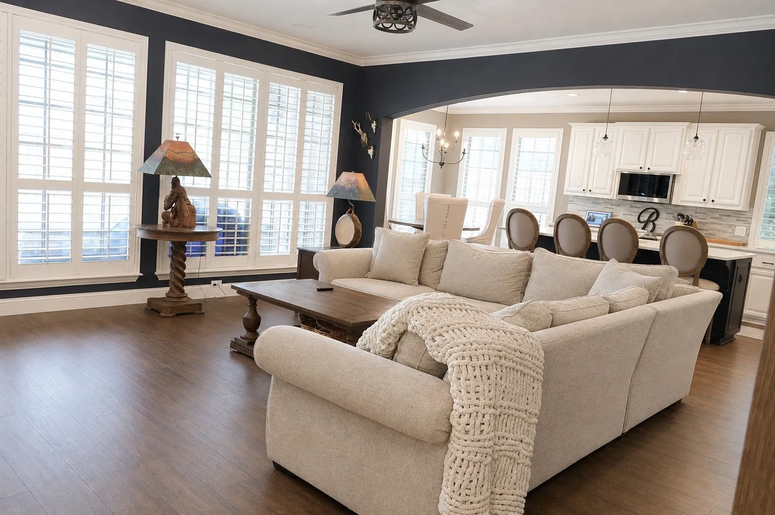 Single Family Residence For Sale in Kaufman County , 305 Westlake, Forney, Texas 75126, 4 Bedroom, 4 Bathroom, 3 Garage spaces, 3,683 Sqft, built in 2006, mls#21285893, Real Estate Agent in Forney, Homes For Sale in Kaufman county, Homes For Sale in Forney, Realtor in Forney Texas, Real Estate Brokerage Independent Realty Texas, Luminita Cordes Realtor