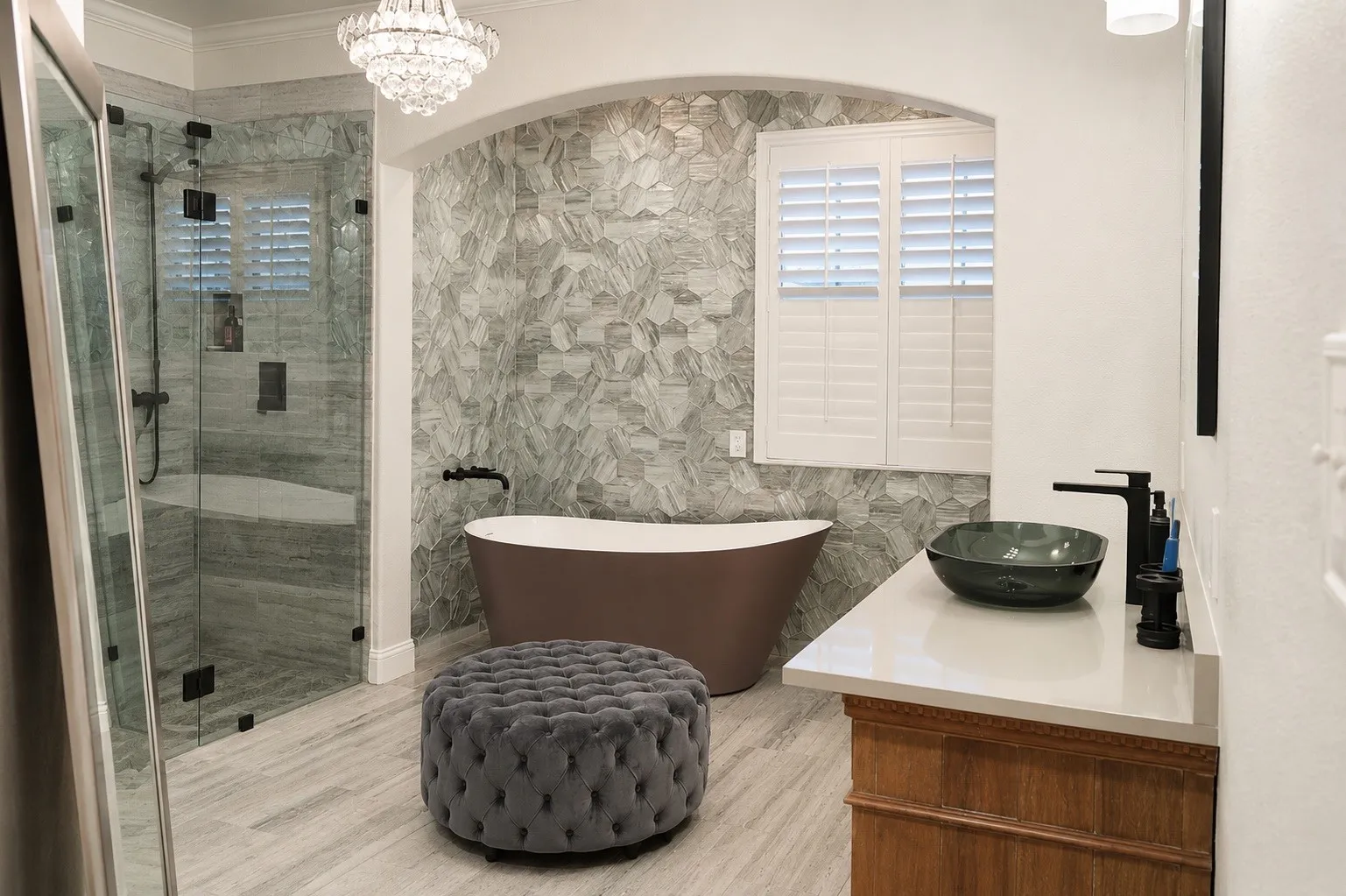Single Family Residence For Sale in Kaufman County , 305 Westlake, Forney, Texas 75126, 4 Bedroom, 4 Bathroom, 3 Garage spaces, 3,683 Sqft, built in 2006, mls#21285893, Real Estate Agent in Forney, Homes For Sale in Kaufman county, Homes For Sale in Forney, Realtor in Forney Texas, Real Estate Brokerage Independent Realty Texas, Luminita Cordes Realtor