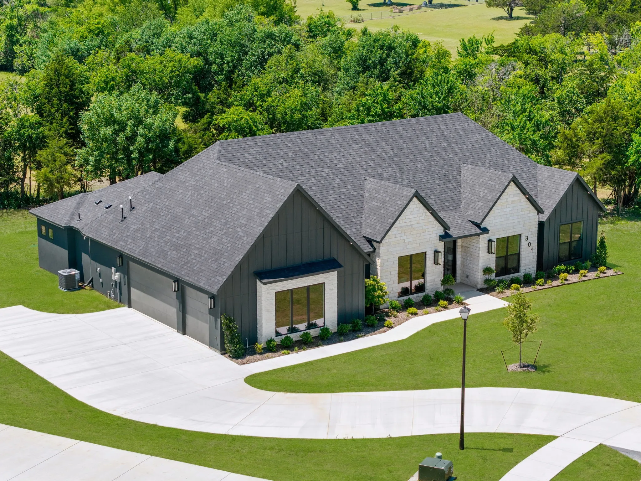 Single Family Residence For Sale in Ellis County , 301 Whispering Way, Red Oak, Texas 75154, 4 Bedroom, 4 Bathroom, 3 Garage spaces, 3,063 Sqft, built in 2026, mls#21285973, Real Estate Agent in Red Oak, Homes For Sale in Ellis county, Homes For Sale in Red Oak, Realtor in Red Oak Texas, Real Estate Brokerage Independent Realty Texas, Luminita Cordes Realtor