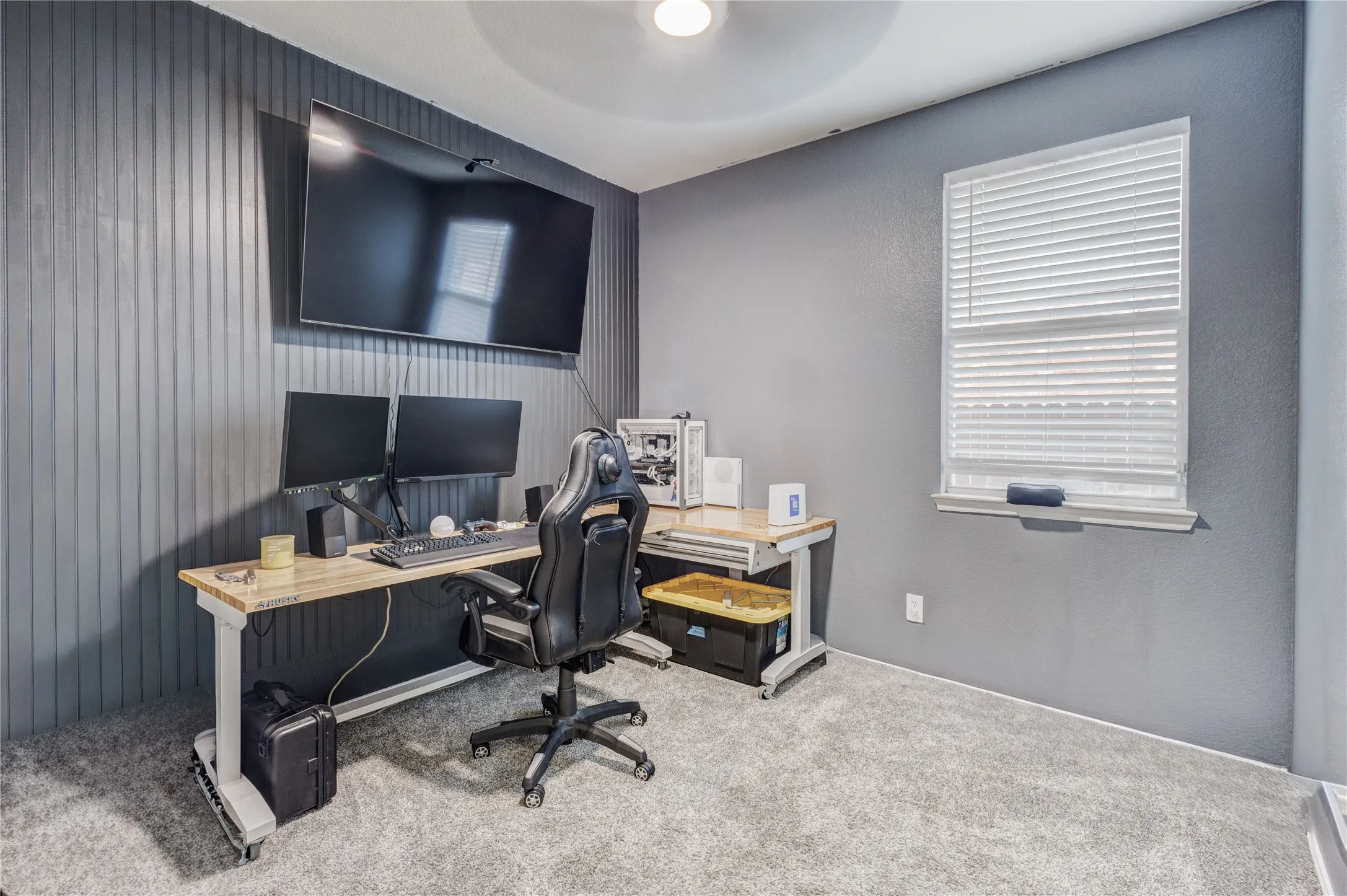 Single Family Residence For Sale in Tarrant County , 10844 Hawks Landing Road, Fort Worth, Texas 76052, 3 Bedroom, 2 Bathroom, 2 Garage spaces, 1,623 Sqft, built in 2005, mls#21284715, Real Estate Agent in Fort Worth, Homes For Sale in Tarrant county, Homes For Sale in Fort Worth, Realtor in Fort Worth Texas, Real Estate Brokerage Independent Realty Texas, Luminita Cordes Realtor