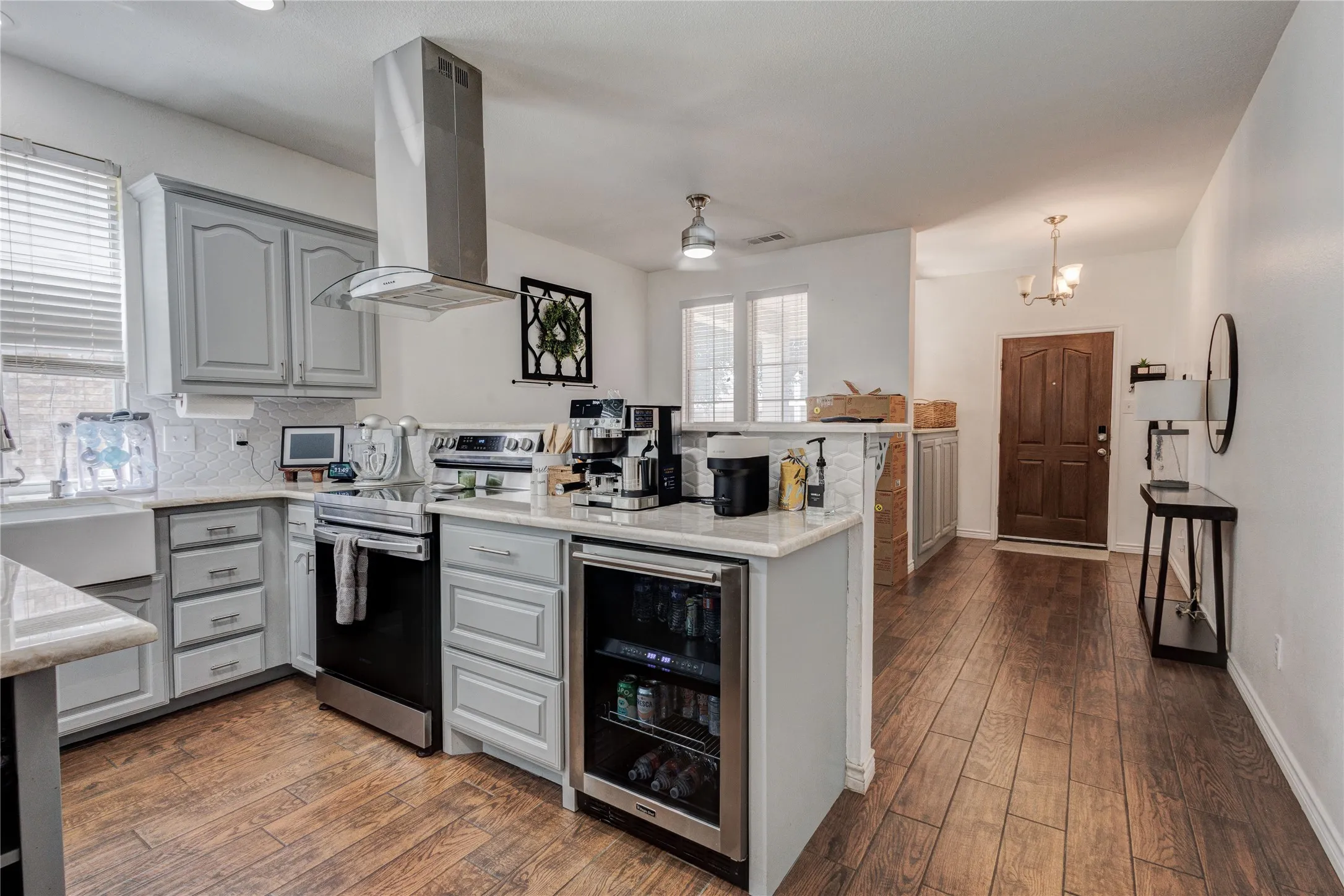 Single Family Residence For Sale in Tarrant County , 10844 Hawks Landing Road, Fort Worth, Texas 76052, 3 Bedroom, 2 Bathroom, 2 Garage spaces, 1,623 Sqft, built in 2005, mls#21284715, Real Estate Agent in Fort Worth, Homes For Sale in Tarrant county, Homes For Sale in Fort Worth, Realtor in Fort Worth Texas, Real Estate Brokerage Independent Realty Texas, Luminita Cordes Realtor