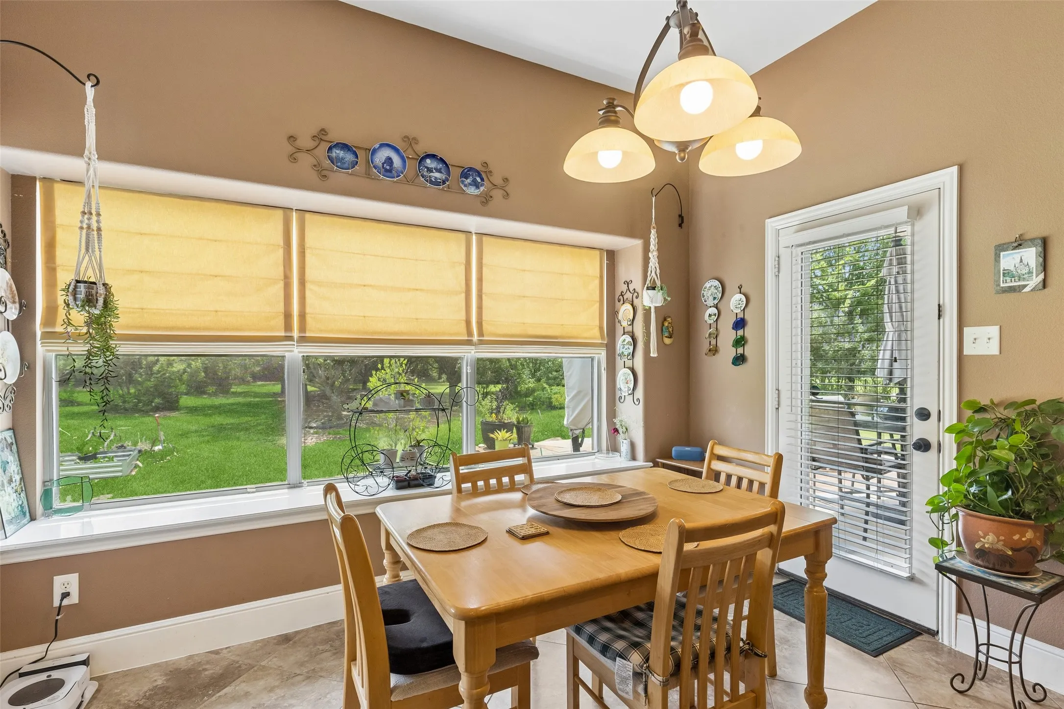 Single Family Residence For Sale in Collin County , 2807 Wildwood Lane, Celina, Texas 75009, 4 Bedroom, 3 Bathroom, 3 Garage spaces, 2,923 Sqft, built in 2008, mls#21281841, Real Estate Agent in Celina, Homes For Sale in Collin county, Homes For Sale in Celina, Realtor in Celina Texas, Real Estate Brokerage Independent Realty Texas, Luminita Cordes Realtor