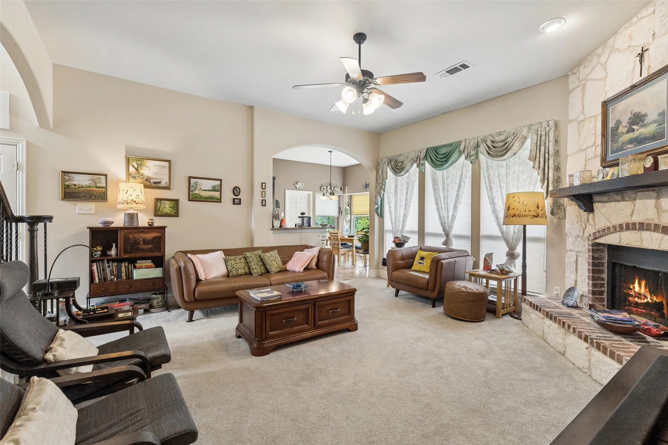 Single Family Residence For Sale in Collin County , 2807 Wildwood Lane, Celina, Texas 75009, 4 Bedroom, 3 Bathroom, 3 Garage spaces, 2,923 Sqft, built in 2008, mls#21281841, Real Estate Agent in Celina, Homes For Sale in Collin county, Homes For Sale in Celina, Realtor in Celina Texas, Real Estate Brokerage Independent Realty Texas, Luminita Cordes Realtor