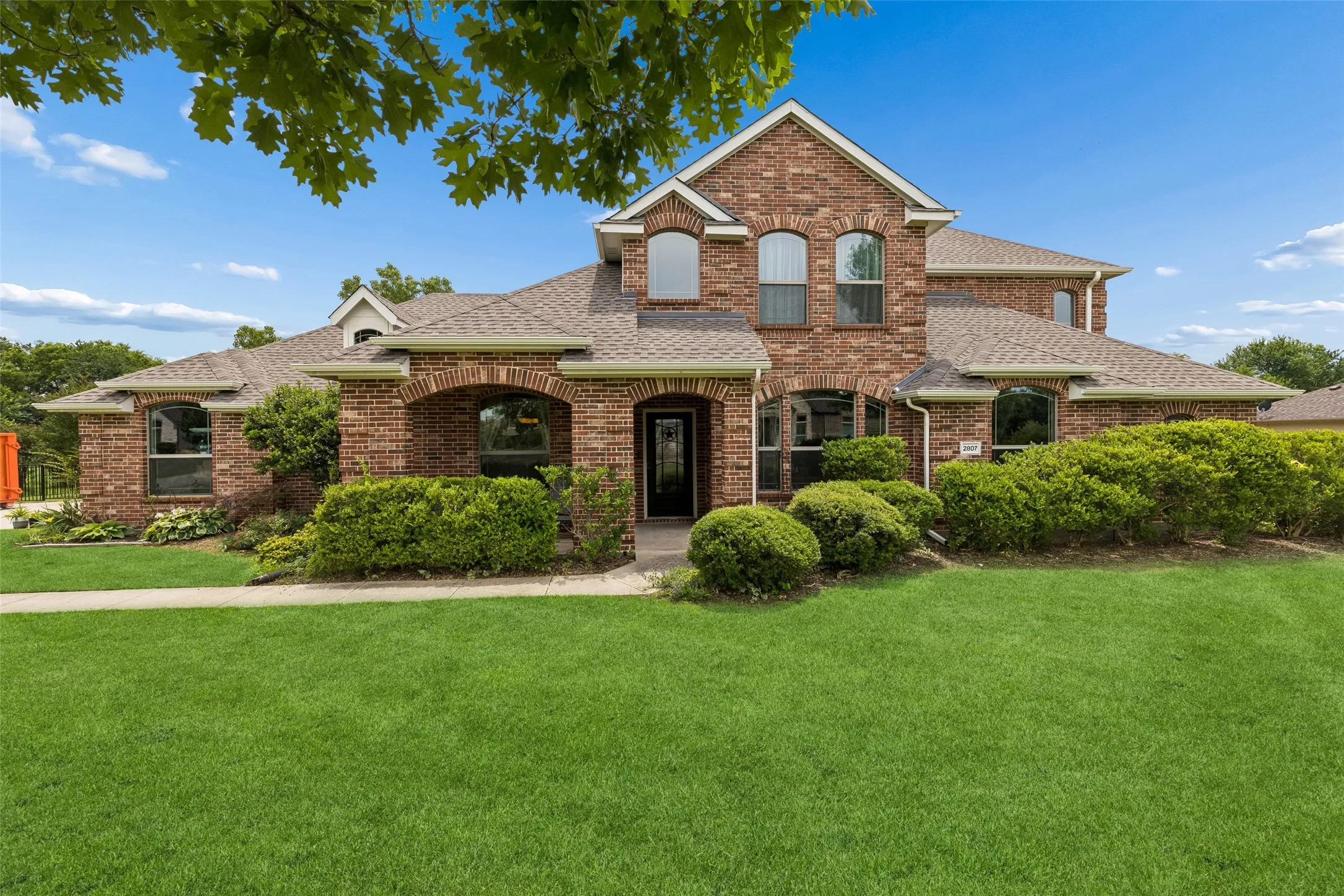 Single Family Residence For Sale in Collin County , 2807 Wildwood Lane, Celina, Texas 75009, 4 Bedroom, 3 Bathroom, 3 Garage spaces, 2,923 Sqft, built in 2008, mls#21281841, Real Estate Agent in Celina, Homes For Sale in Collin county, Homes For Sale in Celina, Realtor in Celina Texas, Real Estate Brokerage Independent Realty Texas, Luminita Cordes Realtor