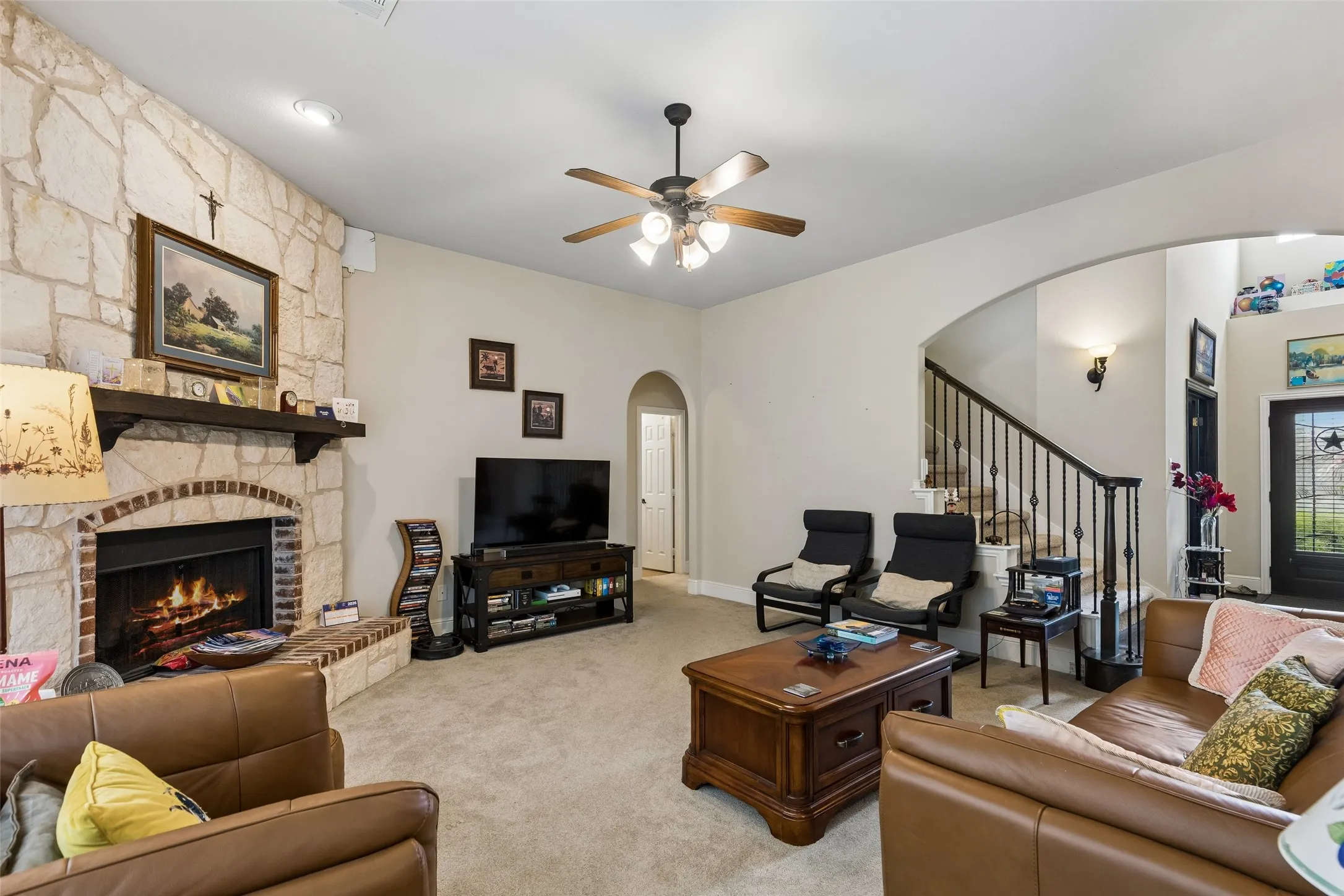 Single Family Residence For Sale in Collin County , 2807 Wildwood Lane, Celina, Texas 75009, 4 Bedroom, 3 Bathroom, 3 Garage spaces, 2,923 Sqft, built in 2008, mls#21281841, Real Estate Agent in Celina, Homes For Sale in Collin county, Homes For Sale in Celina, Realtor in Celina Texas, Real Estate Brokerage Independent Realty Texas, Luminita Cordes Realtor