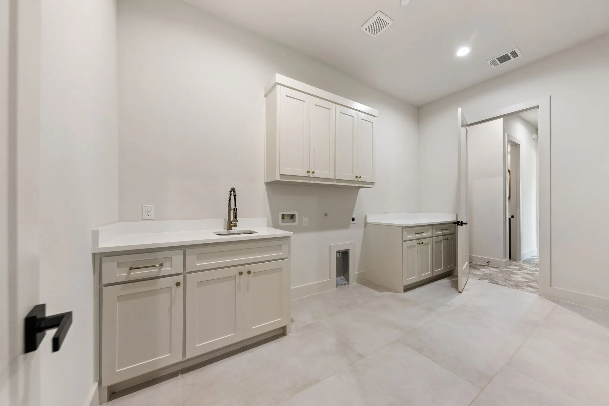 Single Family Residence For Sale in Ellis County , 461 Whispering Way, Red Oak, Texas 75154, 4 Bedroom, 4 Bathroom, 3 Garage spaces, 3,110 Sqft, built in 2026, mls#21284771, Real Estate Agent in Red Oak, Homes For Sale in Ellis county, Homes For Sale in Red Oak, Realtor in Red Oak Texas, Real Estate Brokerage Independent Realty Texas, Luminita Cordes Realtor