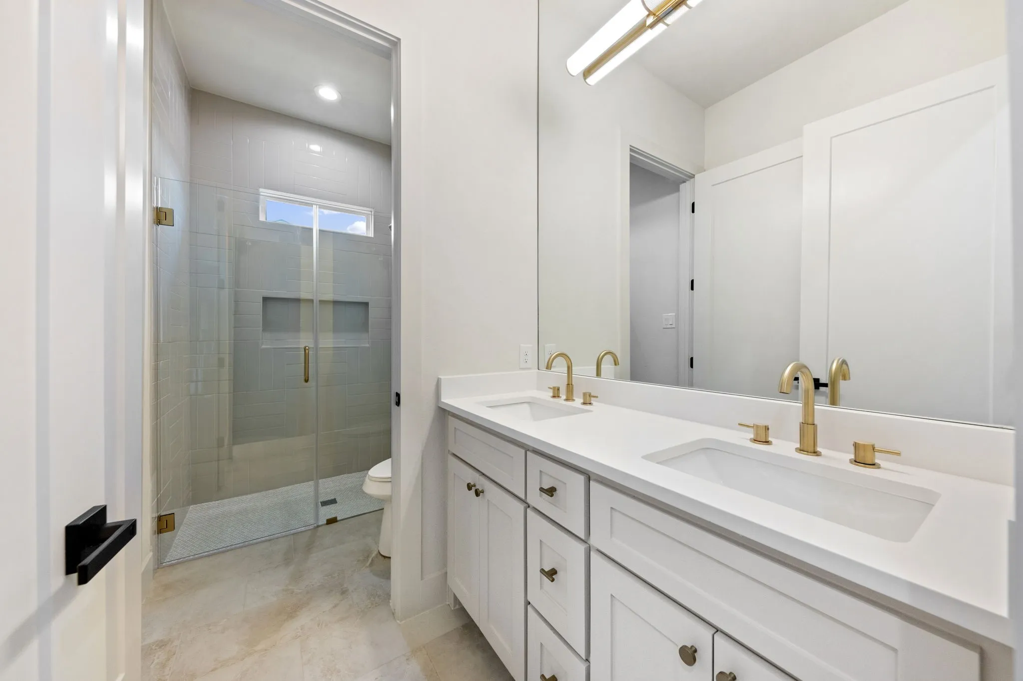 Single Family Residence For Sale in Ellis County , 461 Whispering Way, Red Oak, Texas 75154, 4 Bedroom, 4 Bathroom, 3 Garage spaces, 3,110 Sqft, built in 2026, mls#21284771, Real Estate Agent in Red Oak, Homes For Sale in Ellis county, Homes For Sale in Red Oak, Realtor in Red Oak Texas, Real Estate Brokerage Independent Realty Texas, Luminita Cordes Realtor